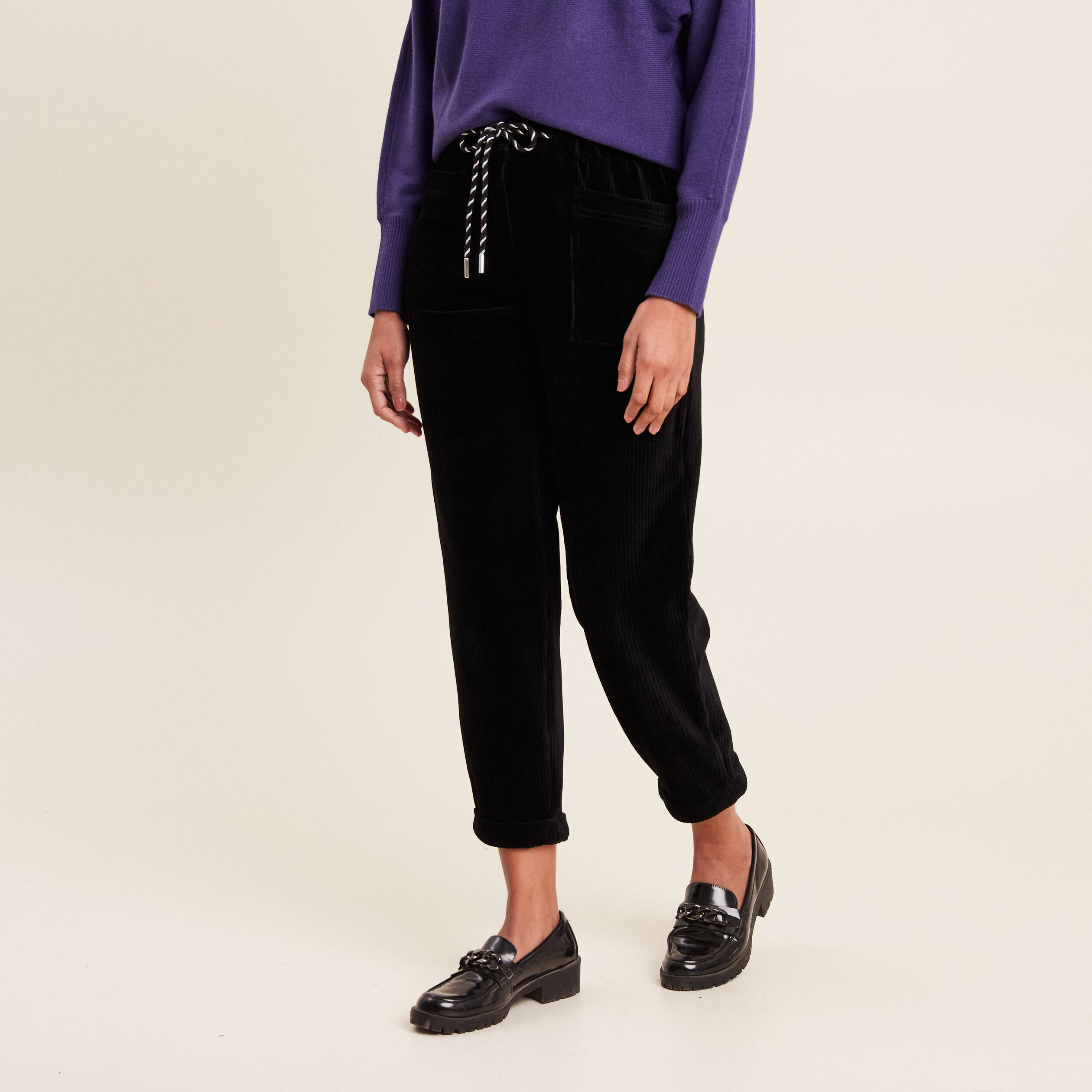 pantalon paperbag velours noir femme Pantalon paperbag velours noir femme