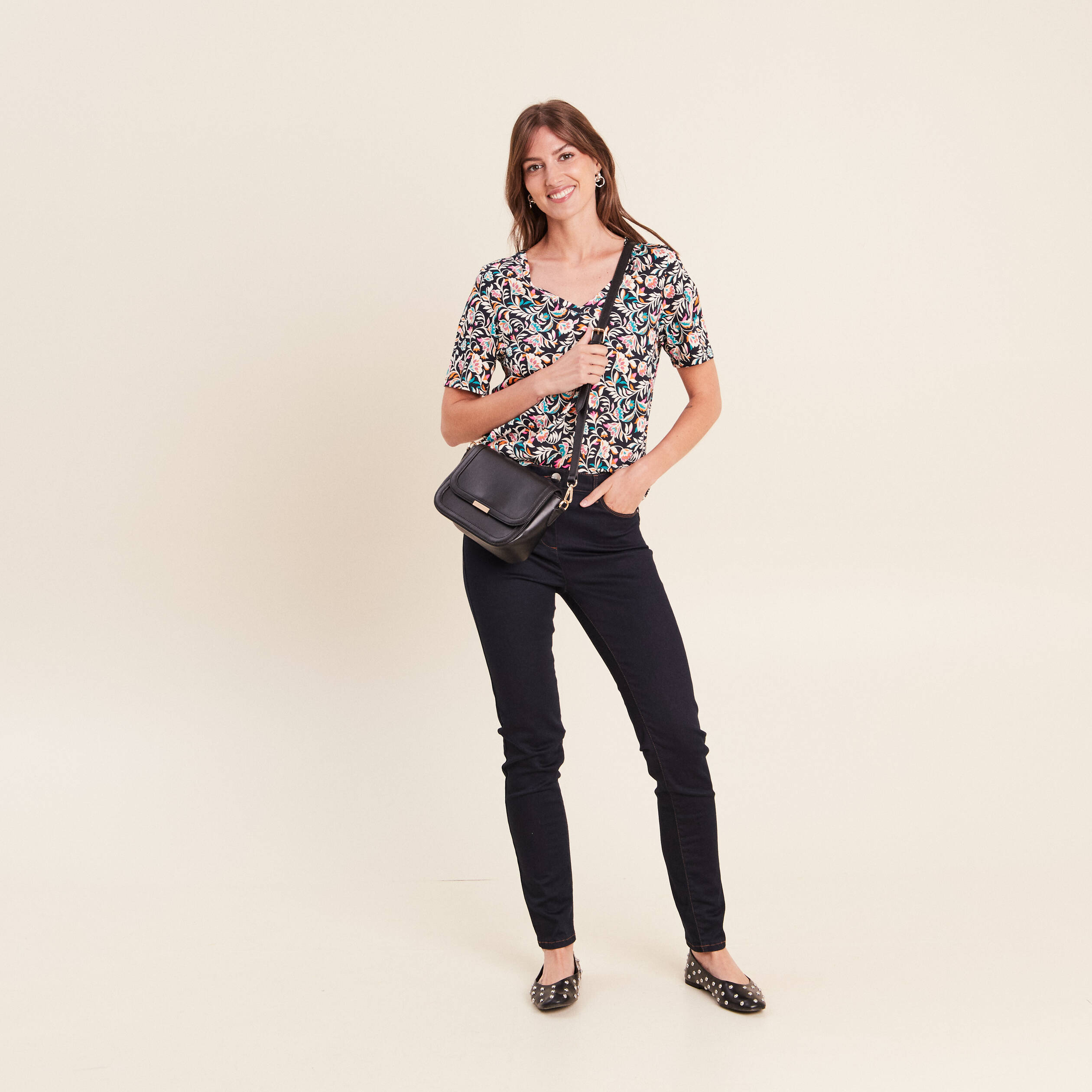 T-shirt col V manches courtes bleu femme