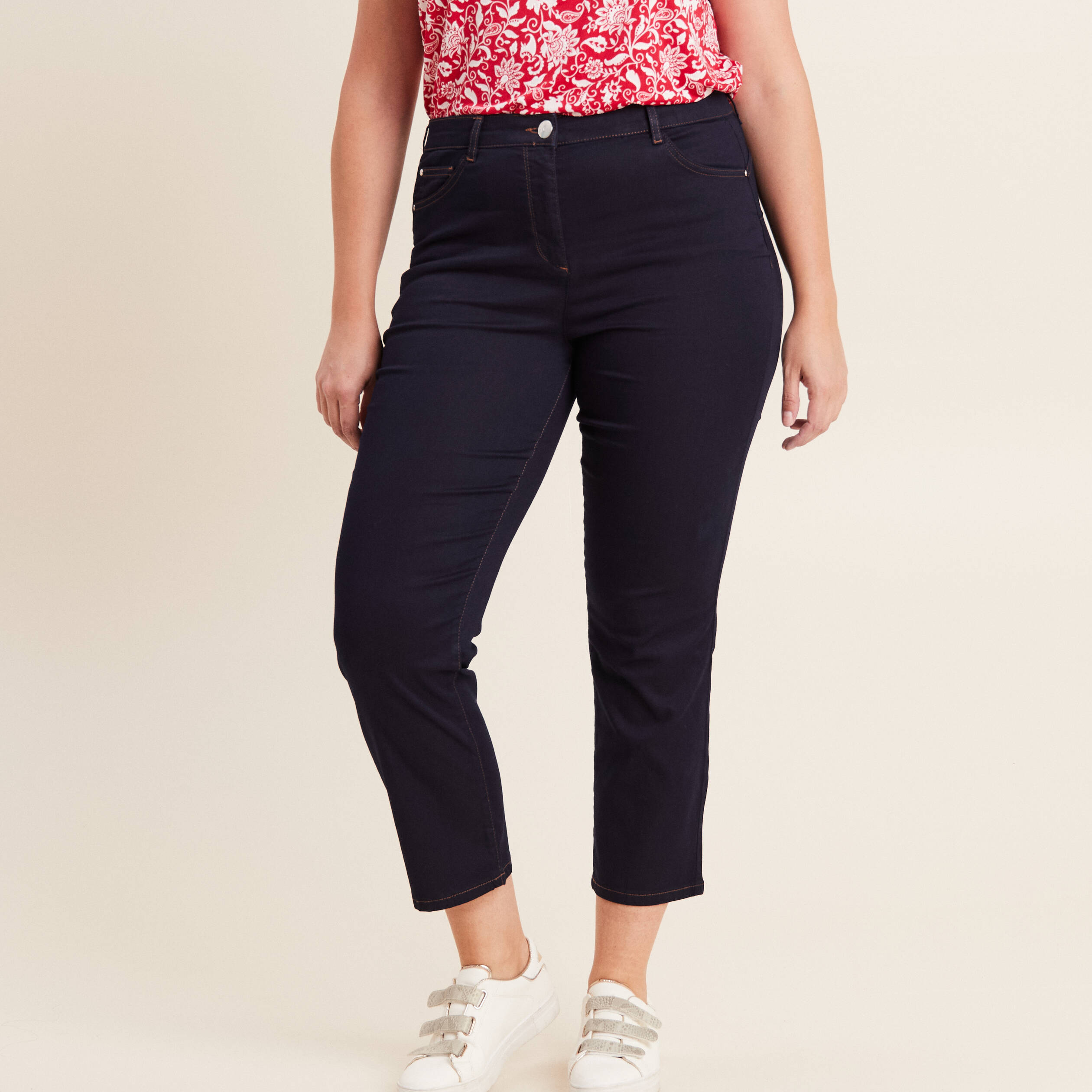 Jean magique Le L&eacute;ger coupe droite denim brut femme