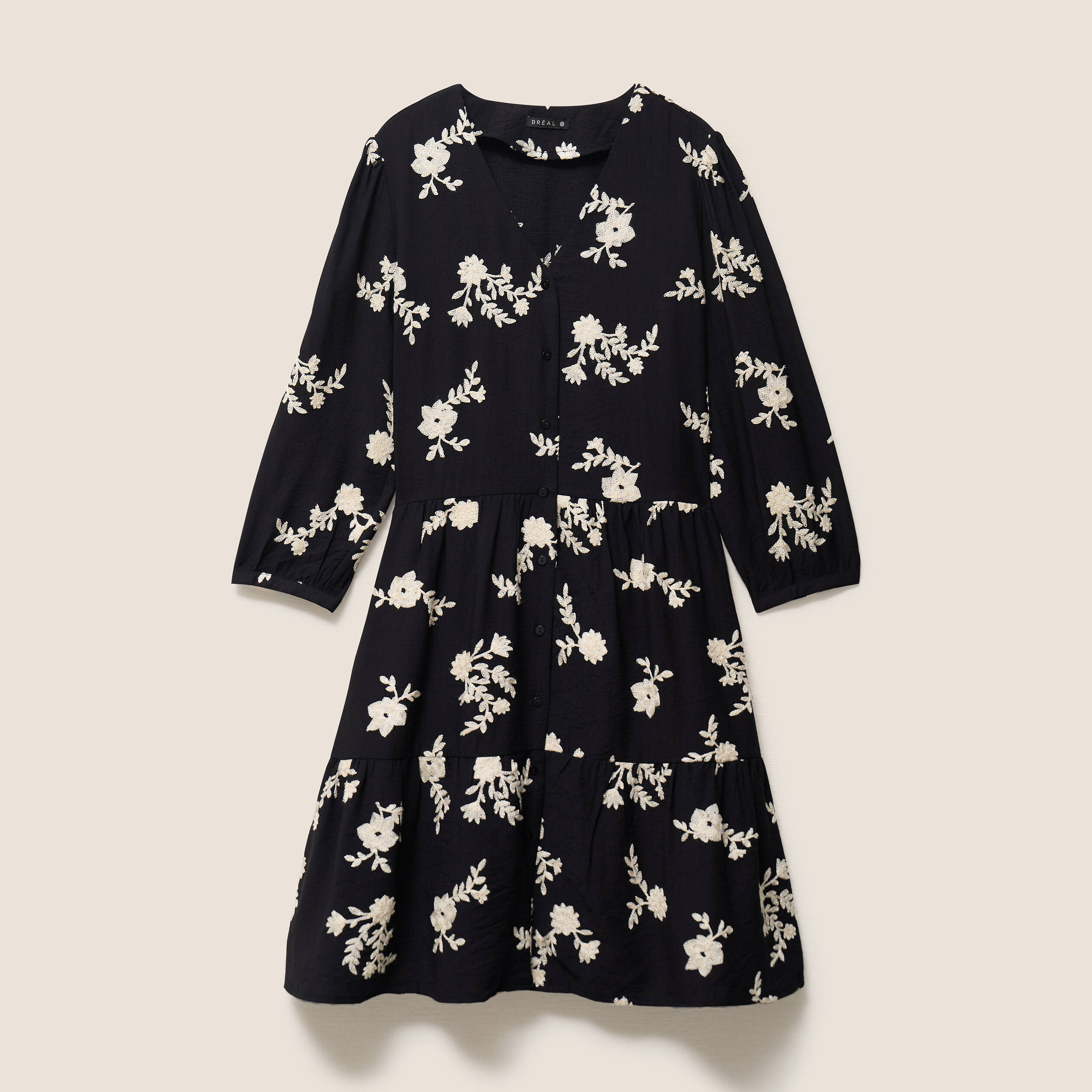 Robe courte &eacute;vas&eacute;e col v manches 3/4 noir femme