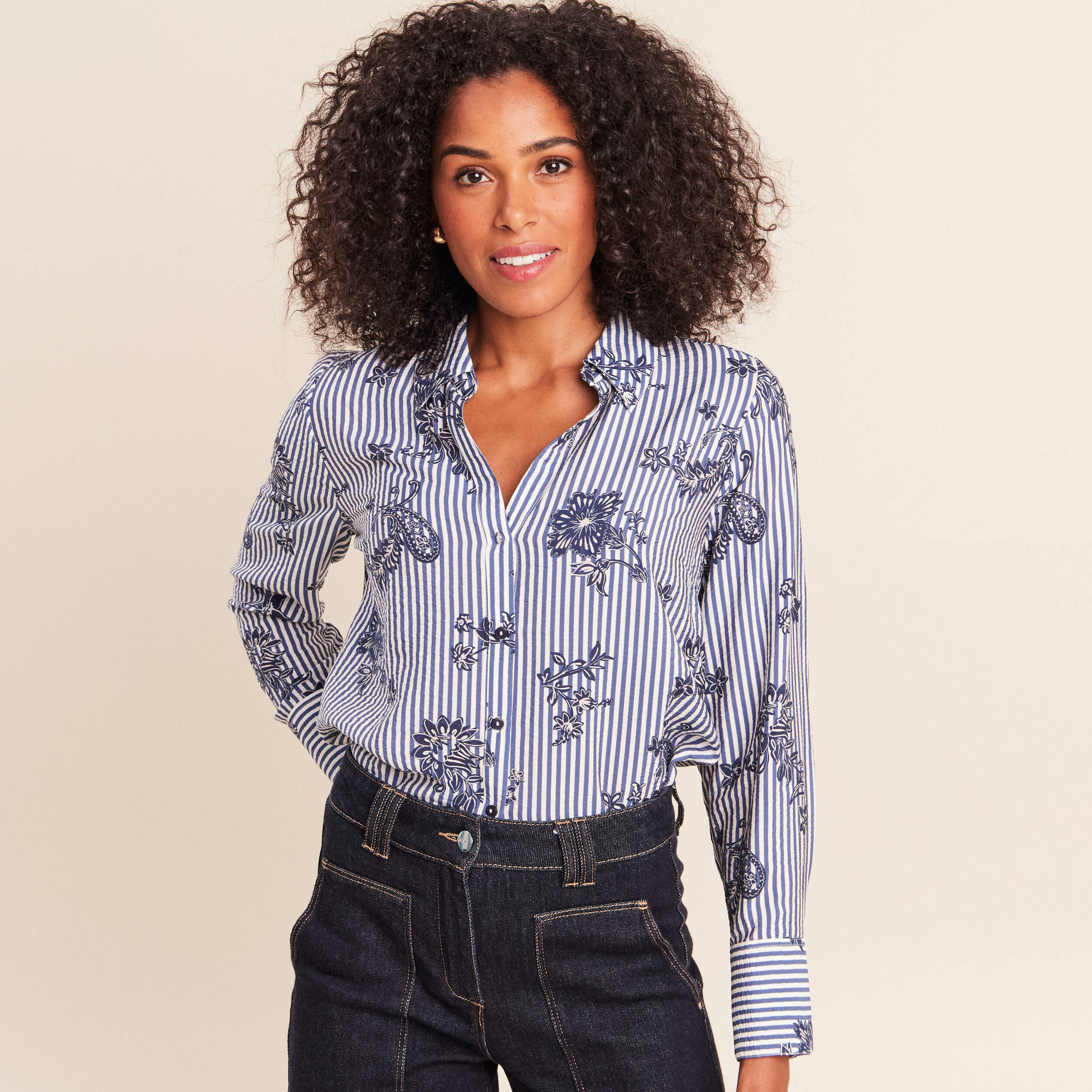 Chemise droite manches longues bleu fonc&eacute; femme