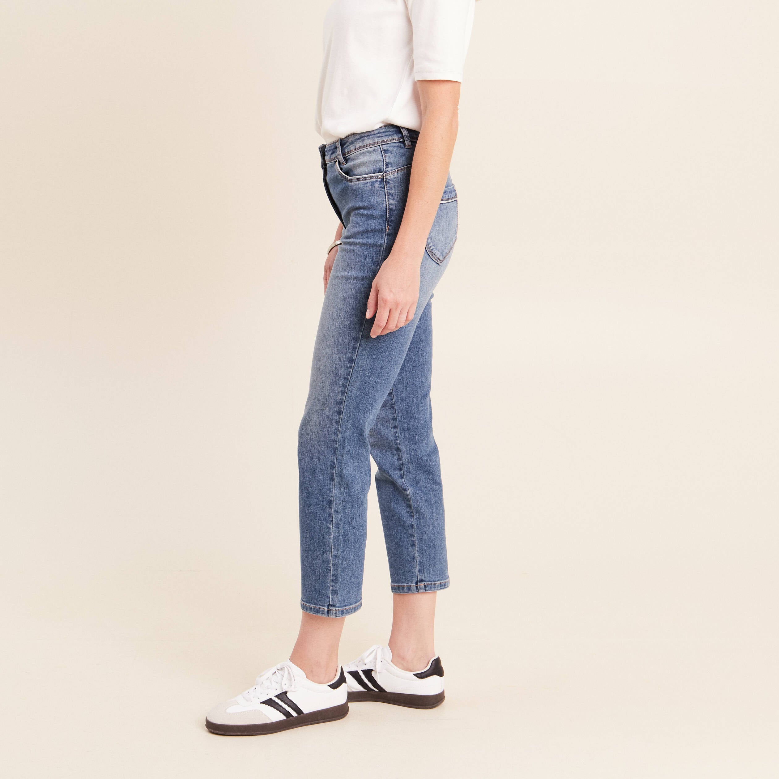 Jean coupe droite 7/8&egrave;me denim stone femme