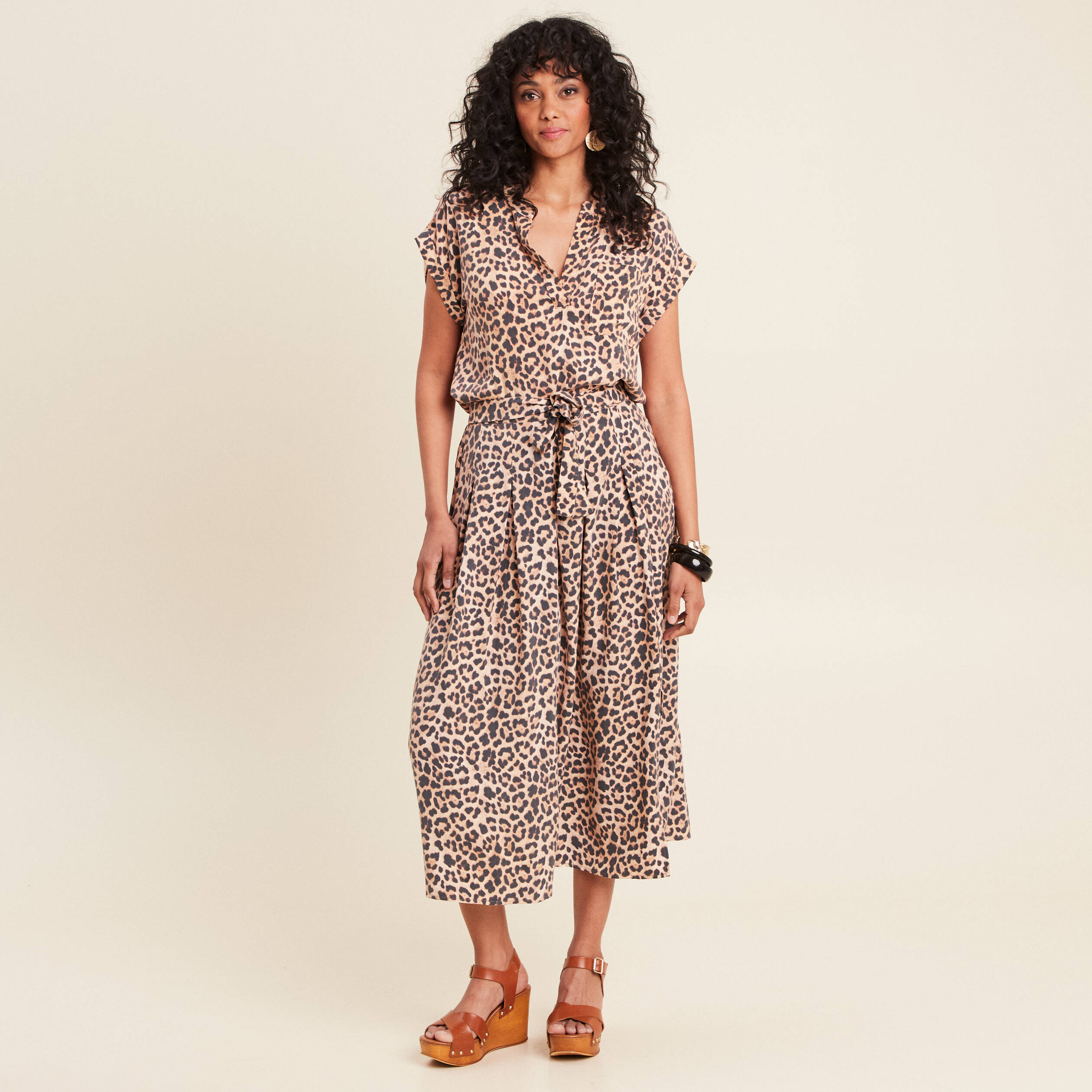 jupe midi evasee plissee sable femme Jupe midi évasée plissée sable femme