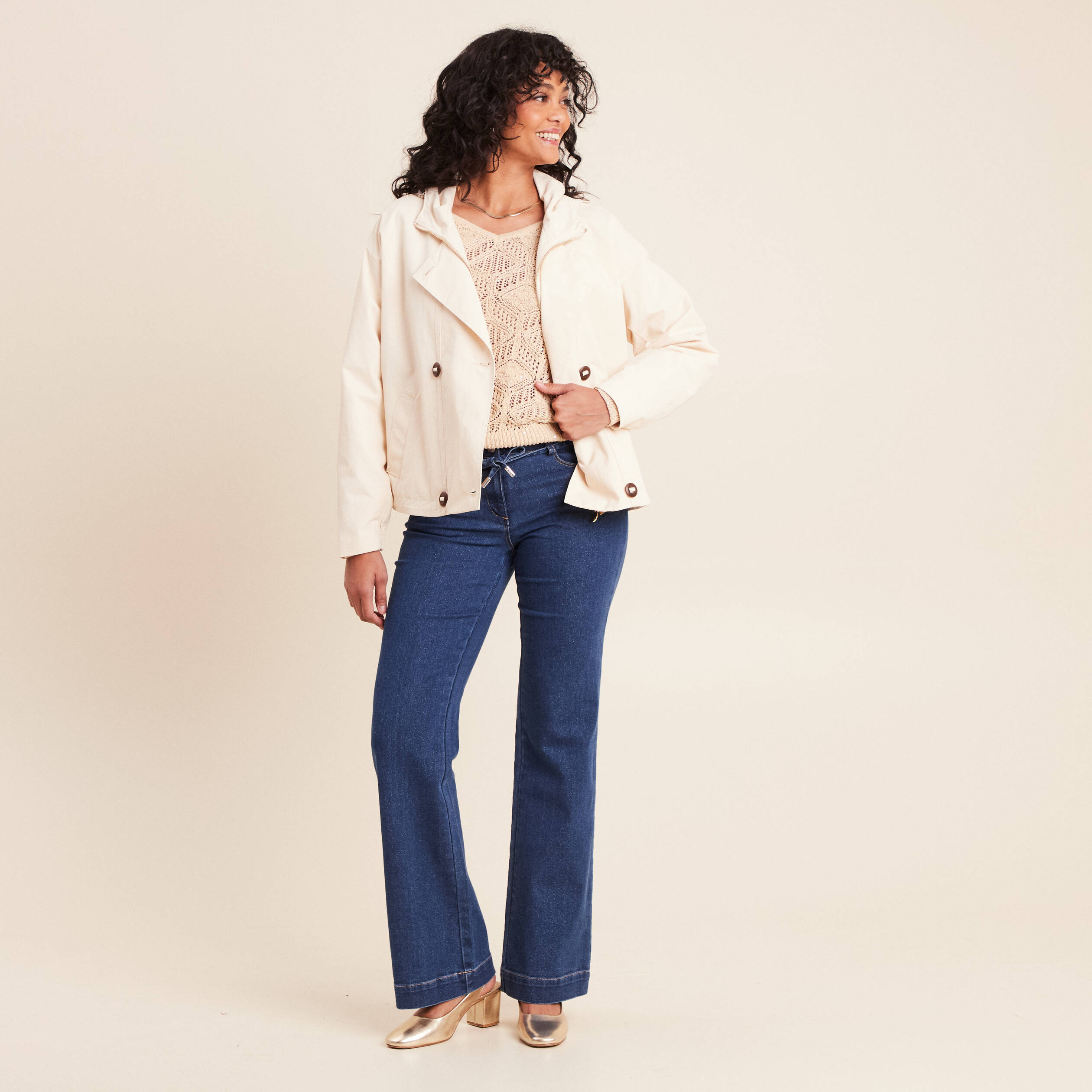 Pull col v manches longues dentelle sable femme
