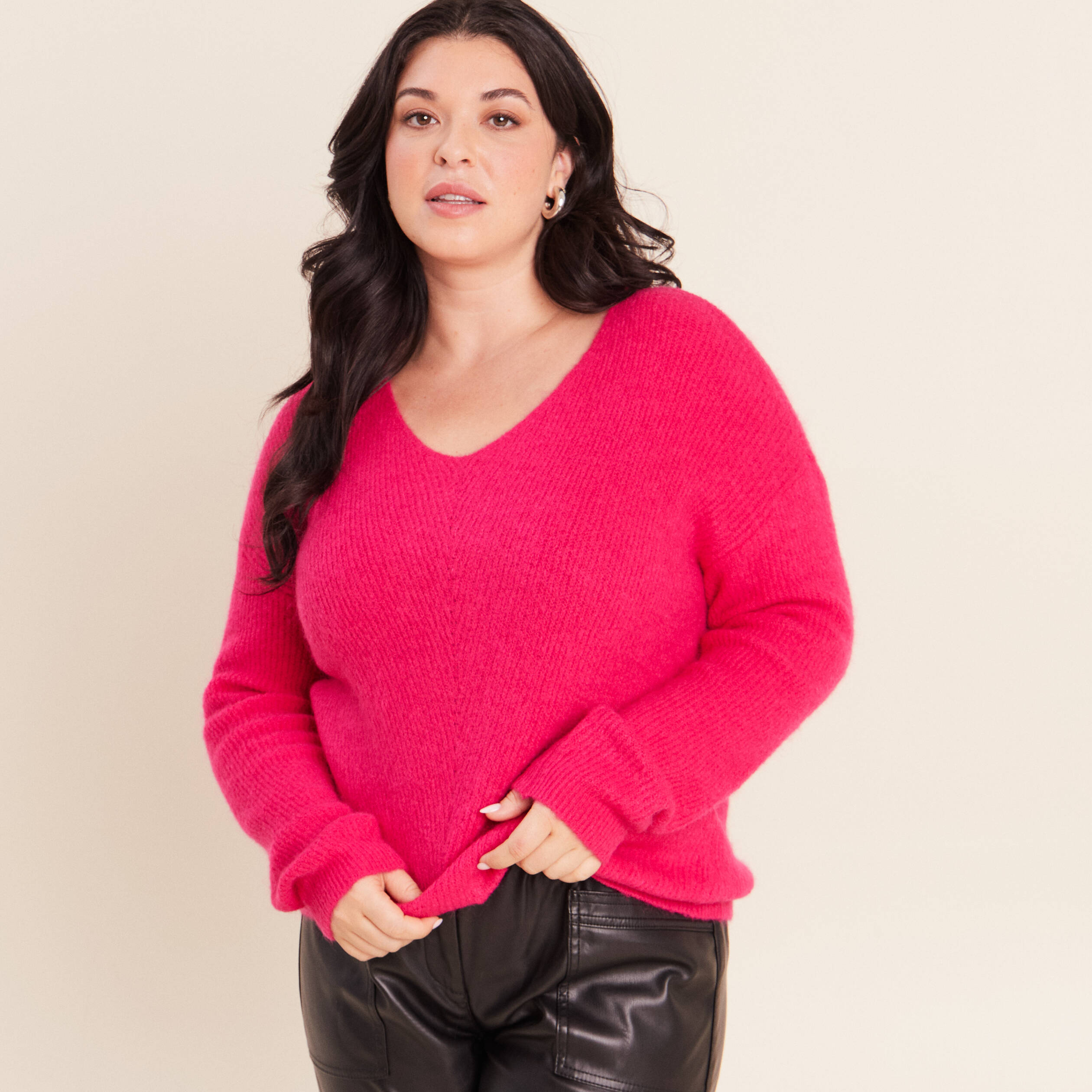 Pull col v rose femme