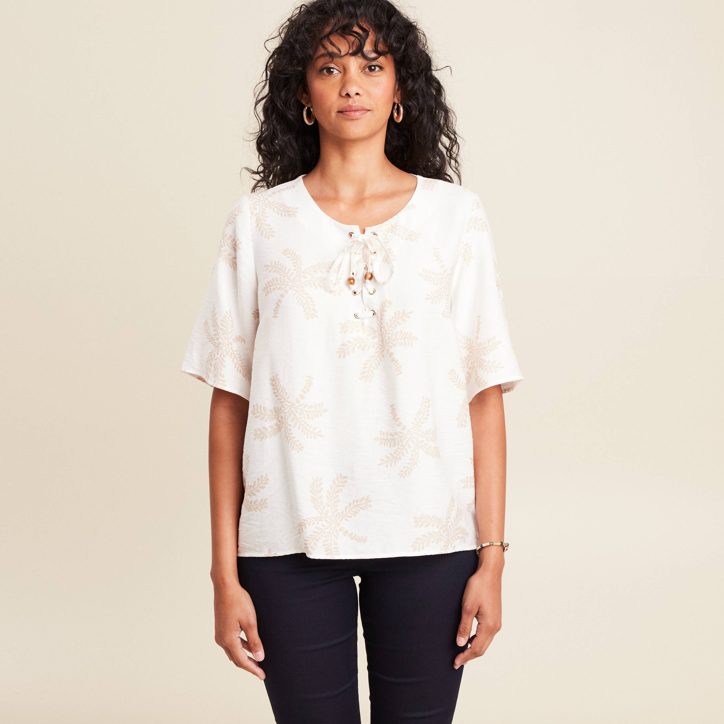 blouse crepe manches courtes beige femme Blouse crêpe manches courtes beige femme