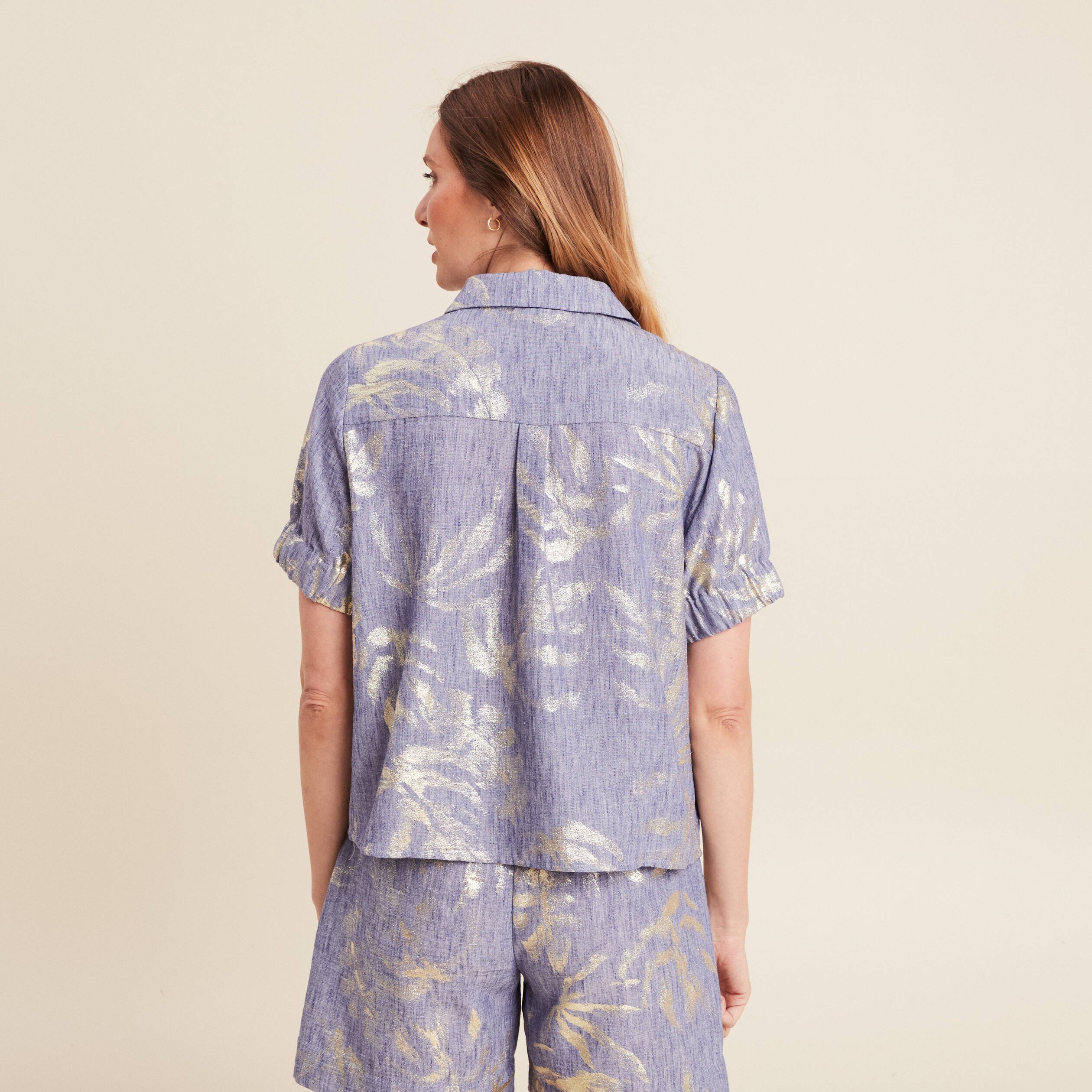 chemise droite courte manches courtes bleu lavande femme Chemise droite courte manches courtes bleu lavande femme