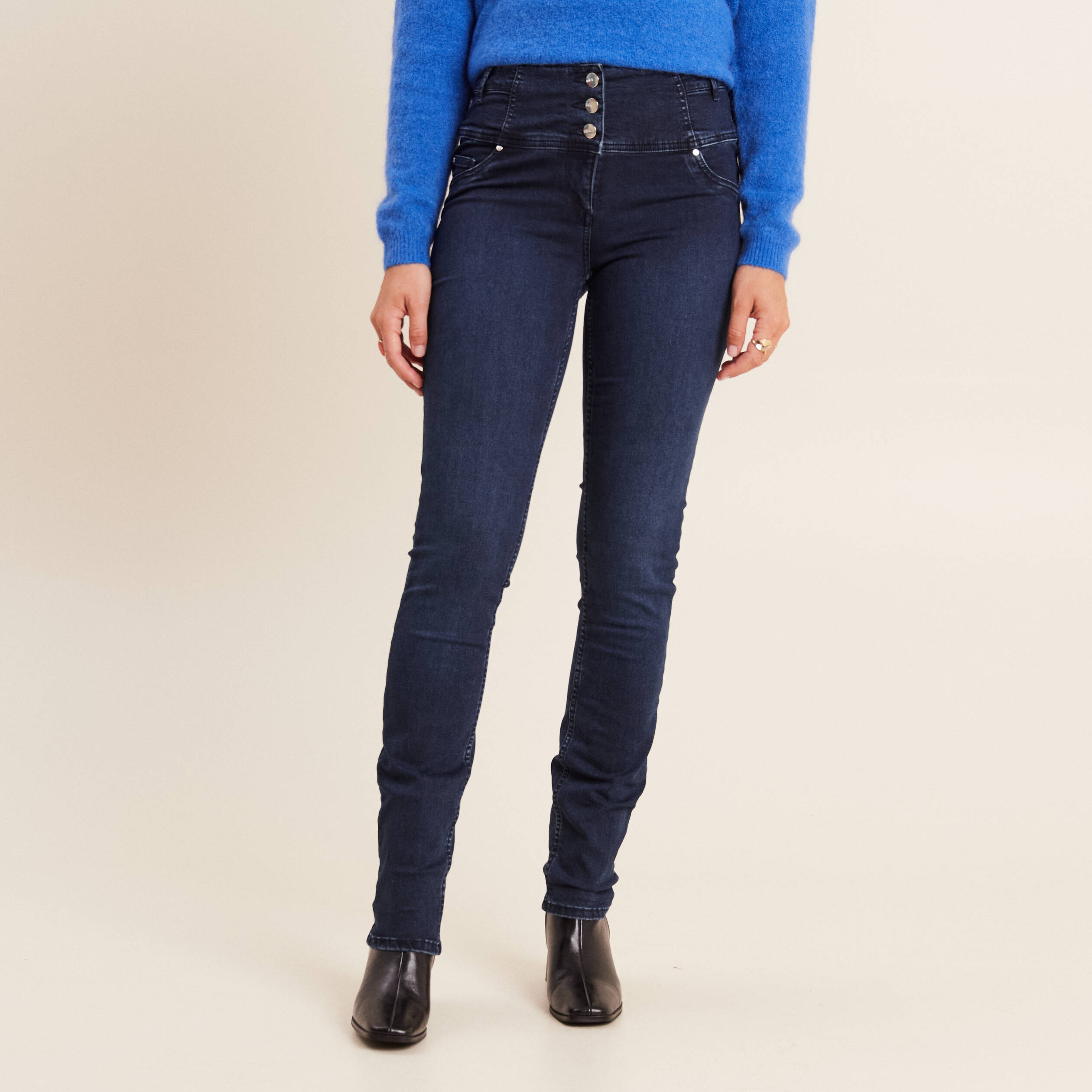 jean magique le gainant denim brut femme Jean magique Le gainant denim brut femme