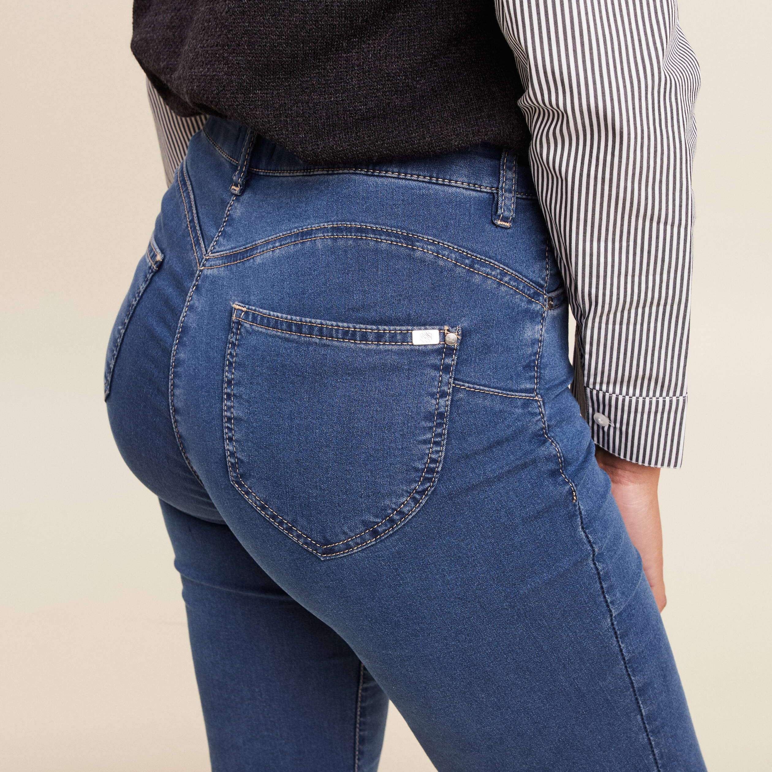 Jeans léger taille standard 7/8ème denim double stone femme