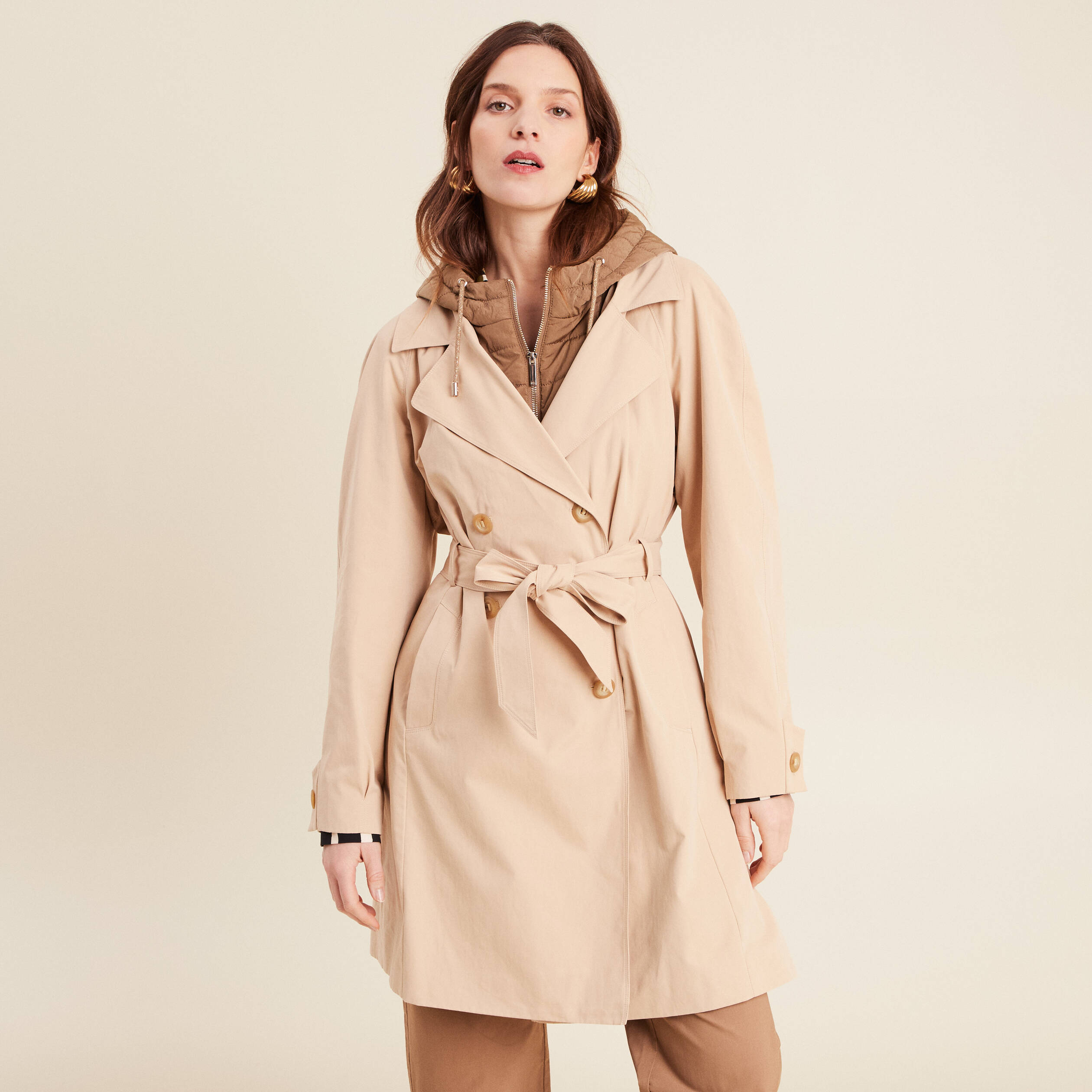 trench ceinture a capuche beige femme Trench ceinturé à capuche beige femme