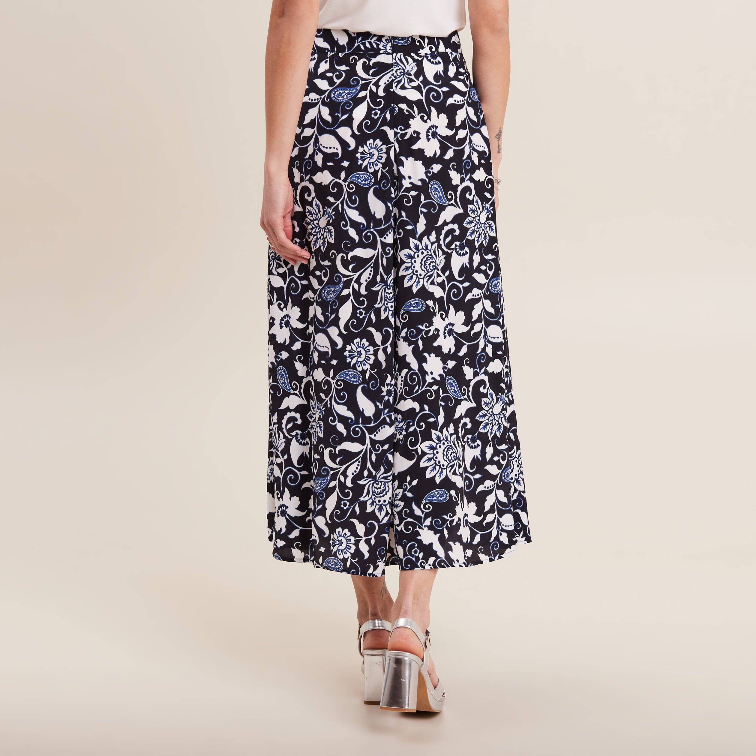 jupe longue evasee bleu fonce femme Jupe longue évasée bleu foncé femme