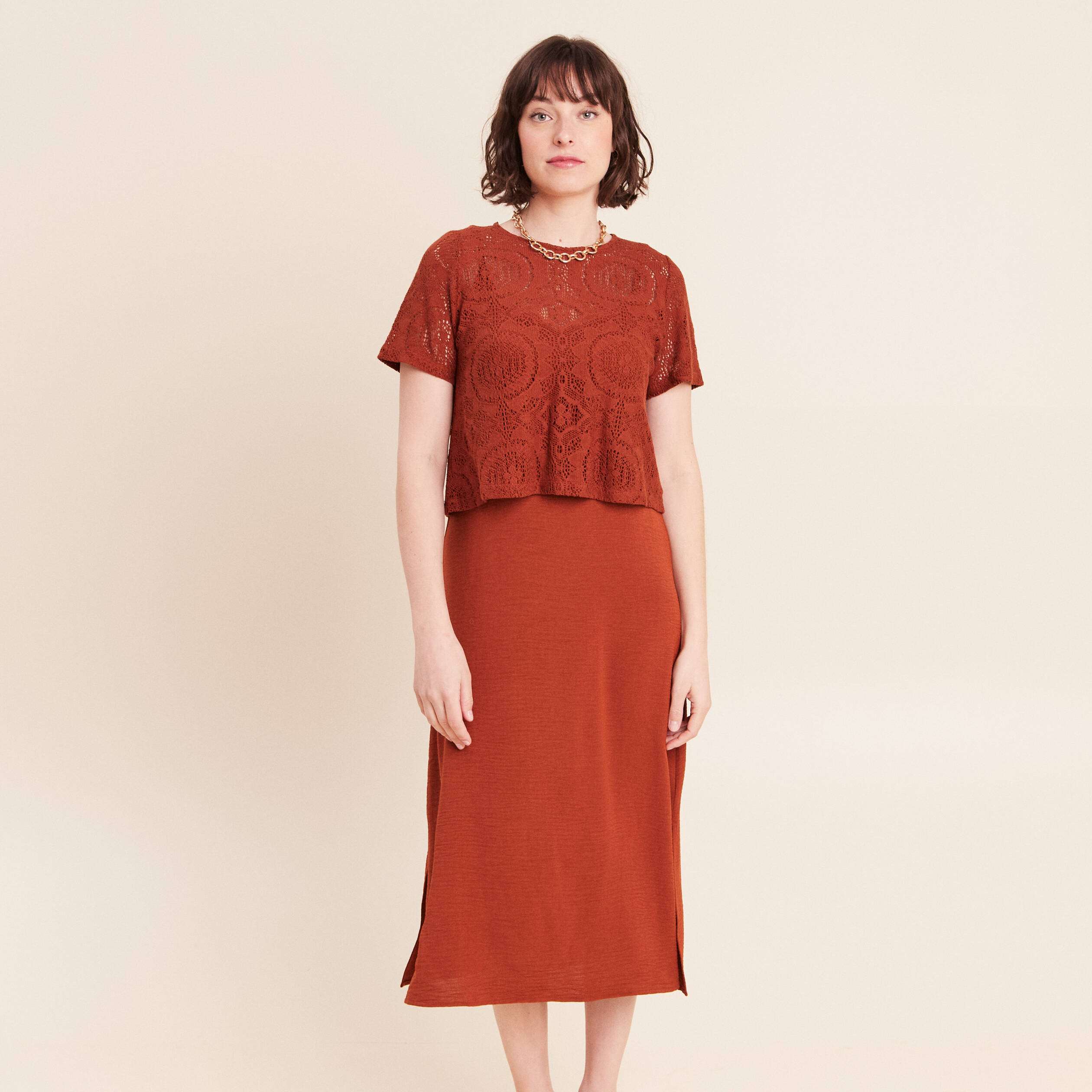 Robe 2 en 1 col rond marron fonc&eacute; femme