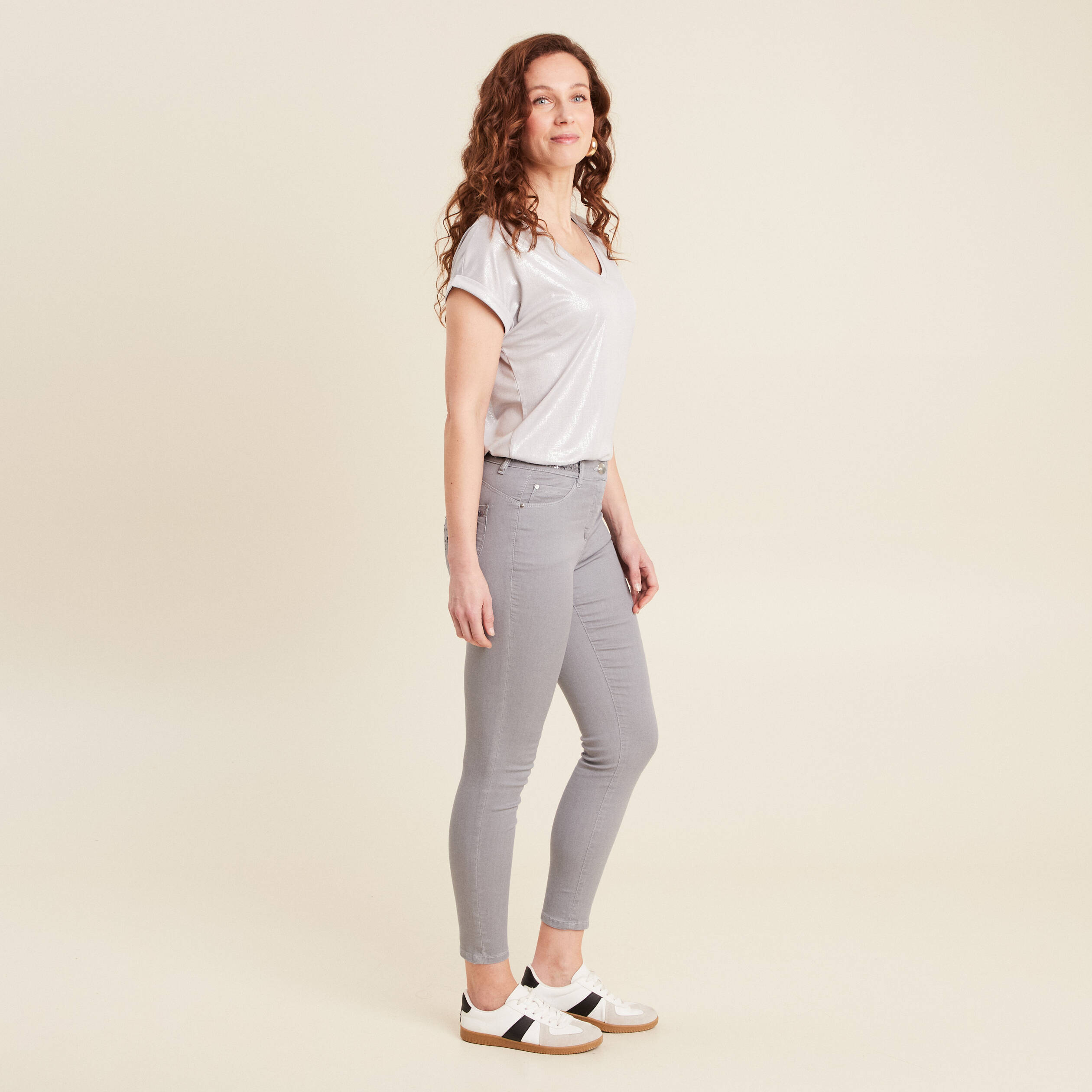 pantalon ajuste sequins denim gris clair femme Pantalon ajusté sequins denim gris clair femme