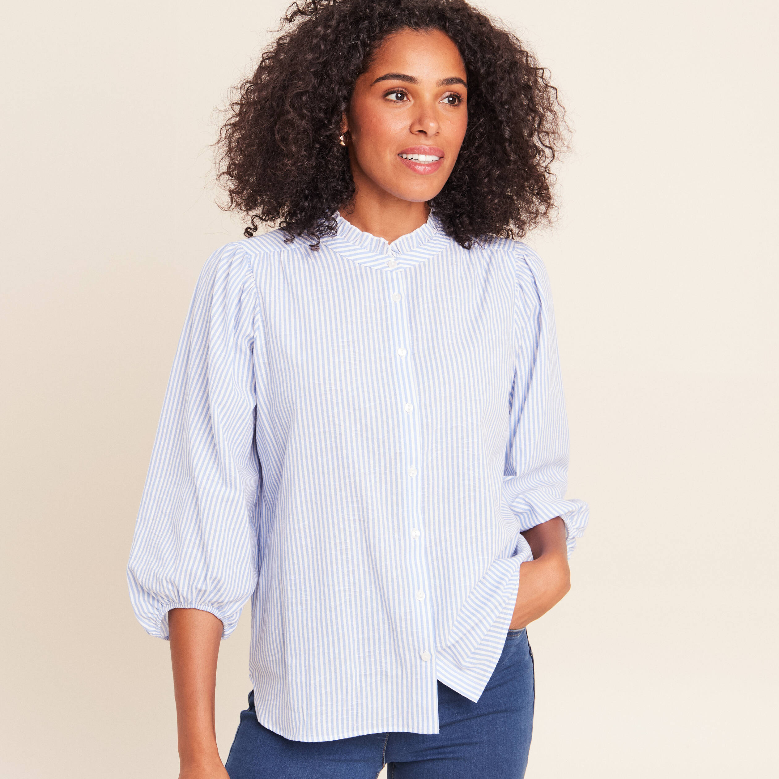Chemise col montant manches 3/4 bleu femme