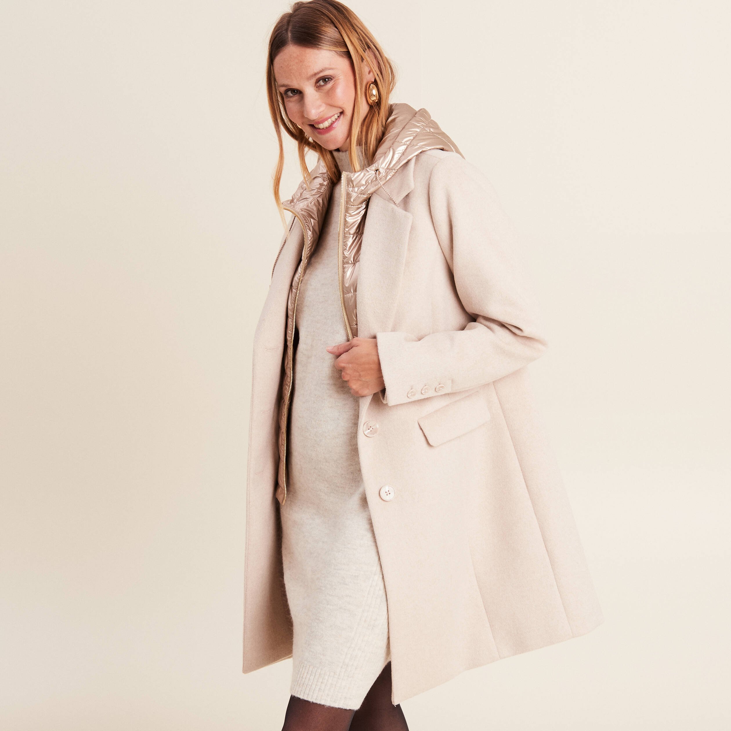 manteau droit a capuche creme femme Manteau droit à capuche creme femme