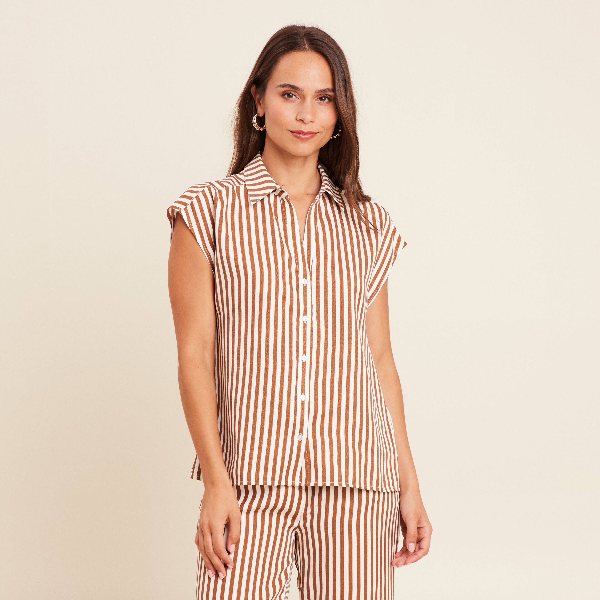 chemise manches courtes aspect lin blanc femme Chemise manches courtes aspect lin blanc femme