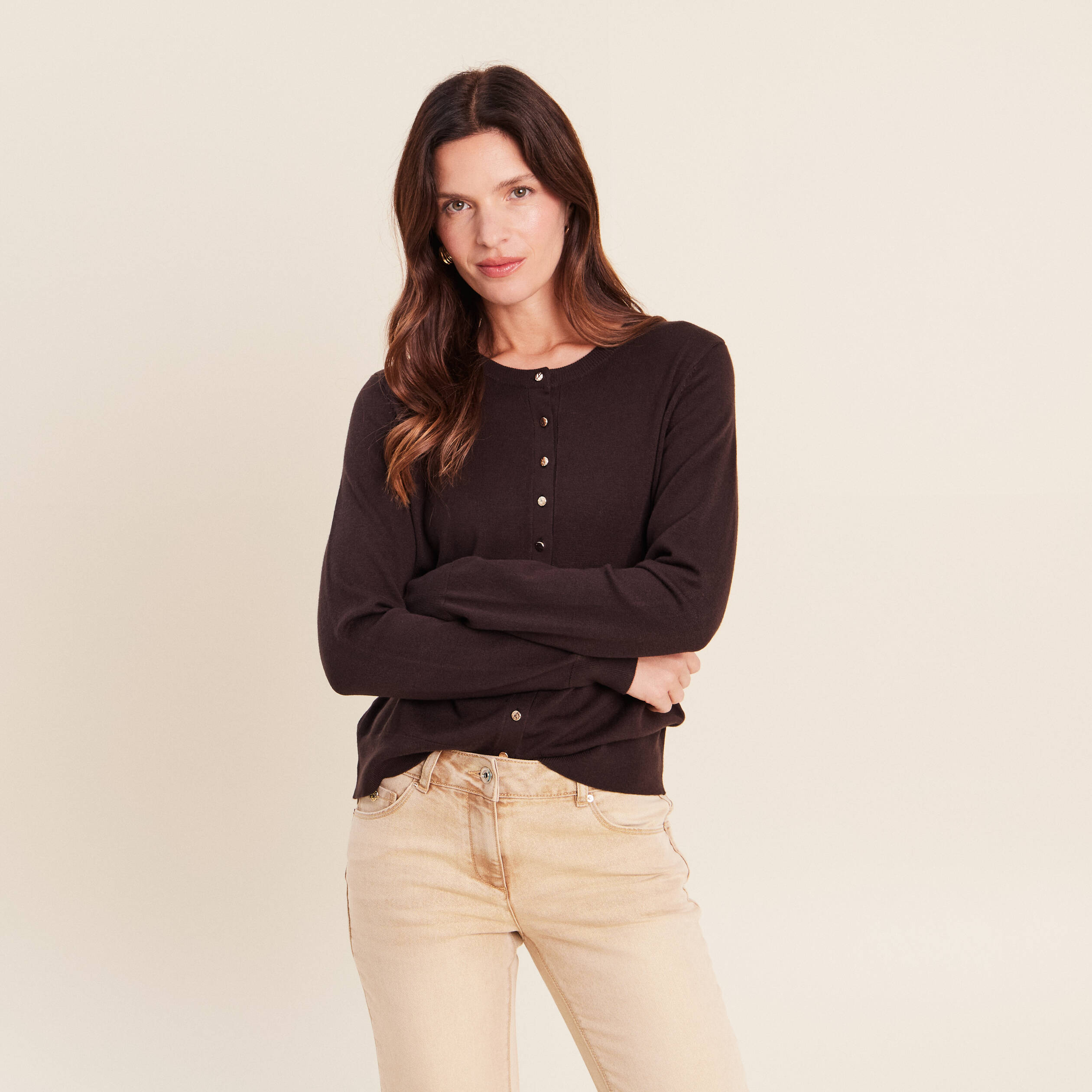Gilet manches longues col rond marron fonc&eacute; femme