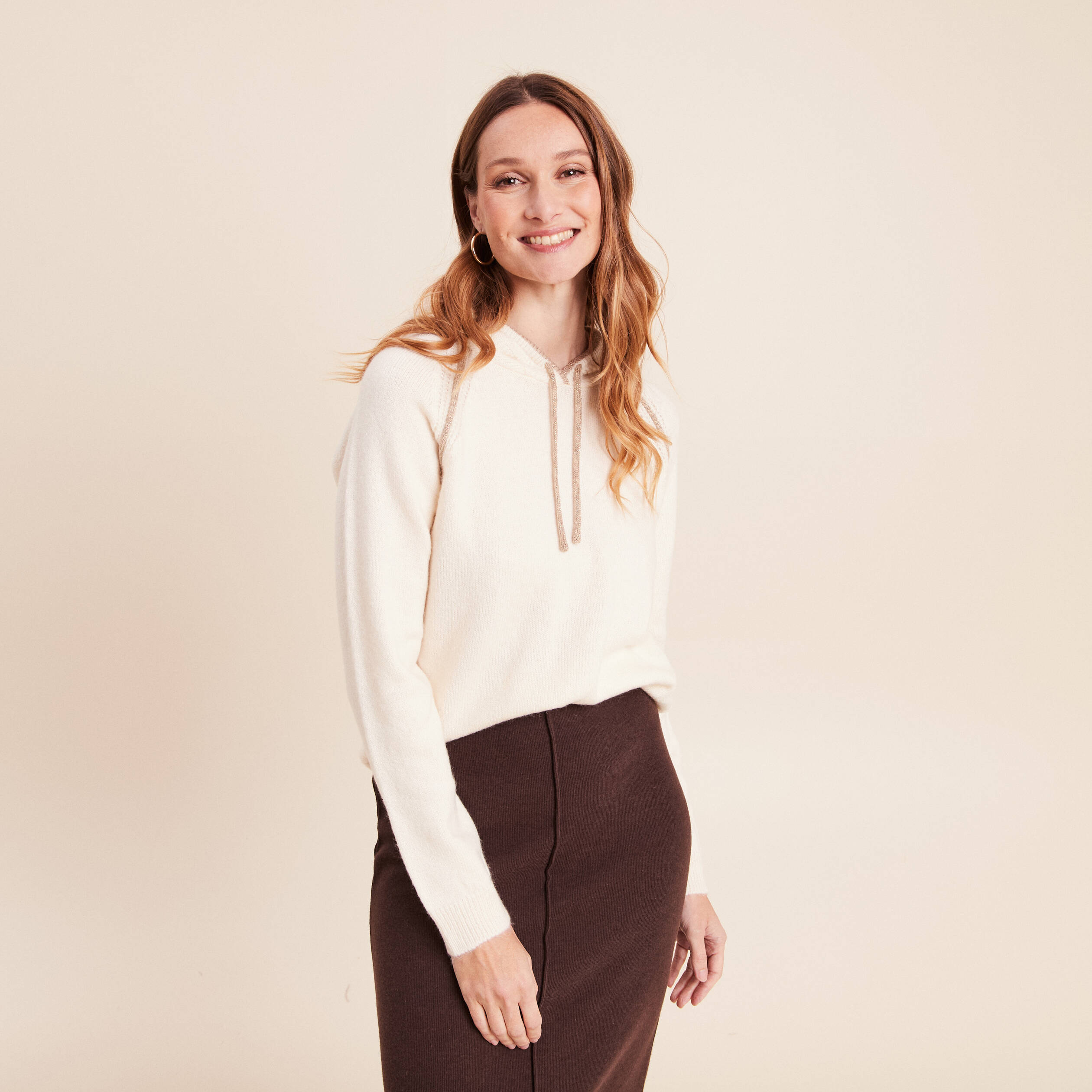 Sweat droit long &agrave; capuche ecru femme