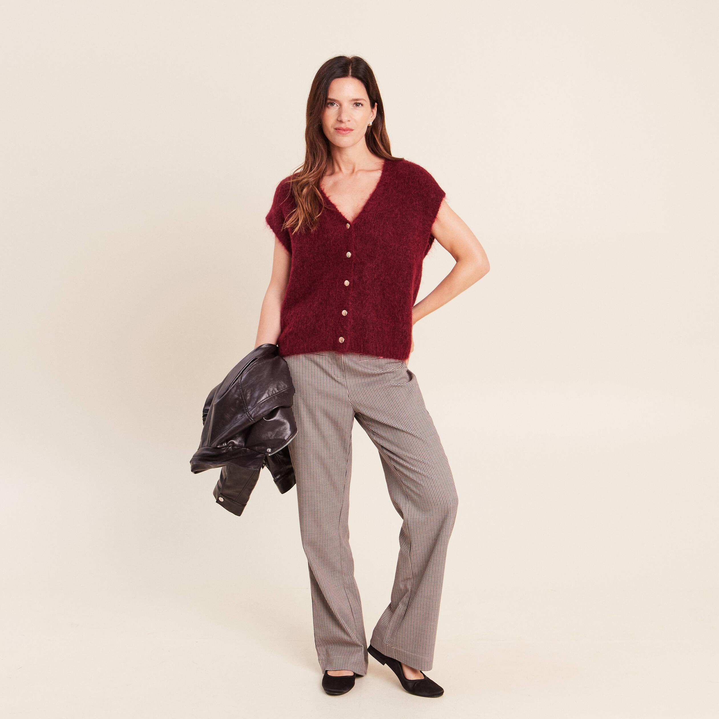 Gilet droit mi-long col v bordeaux femme
