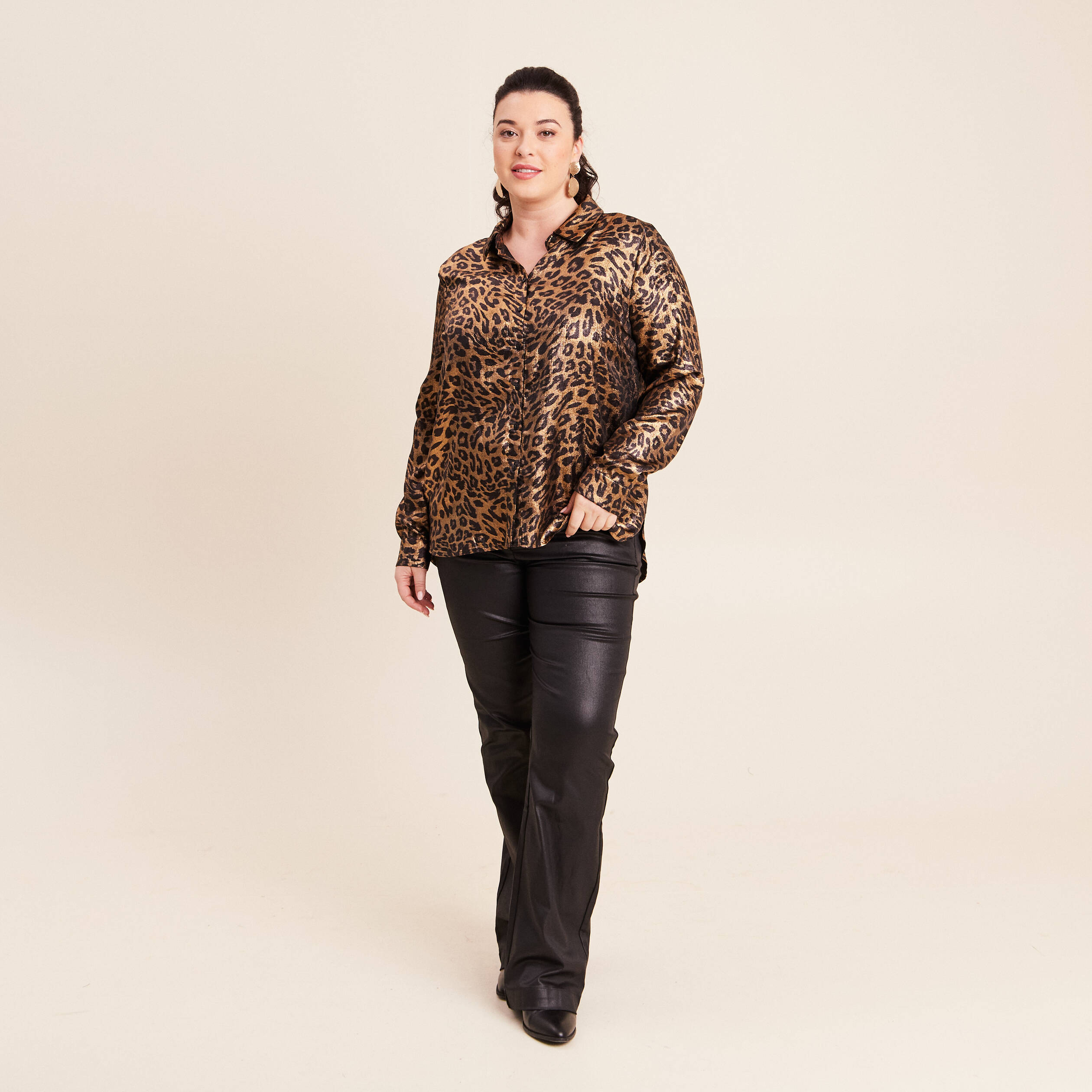 Chemise droite mi-longue brillante noir femme