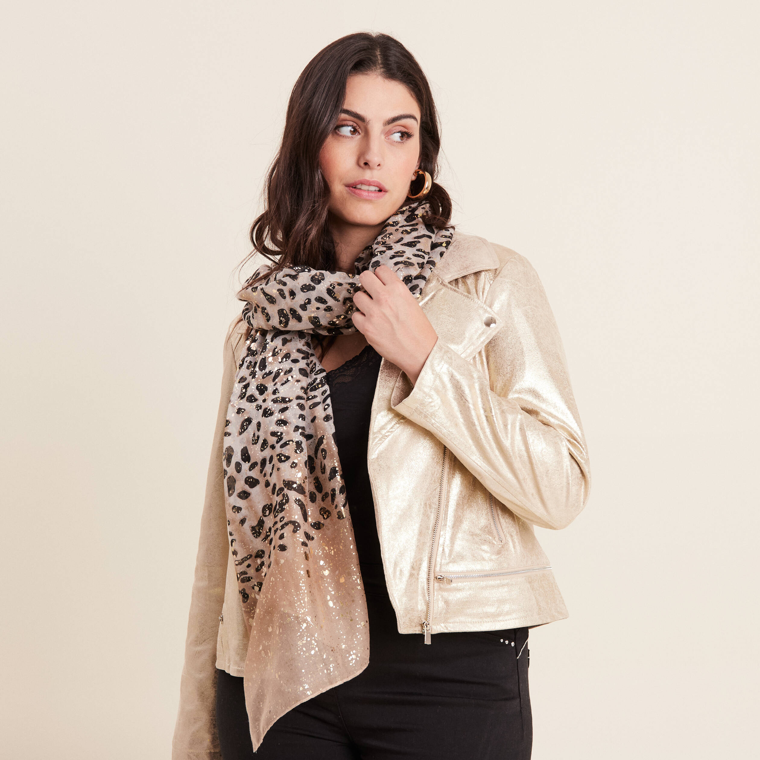 Foulard fin avec brillance ecru femme