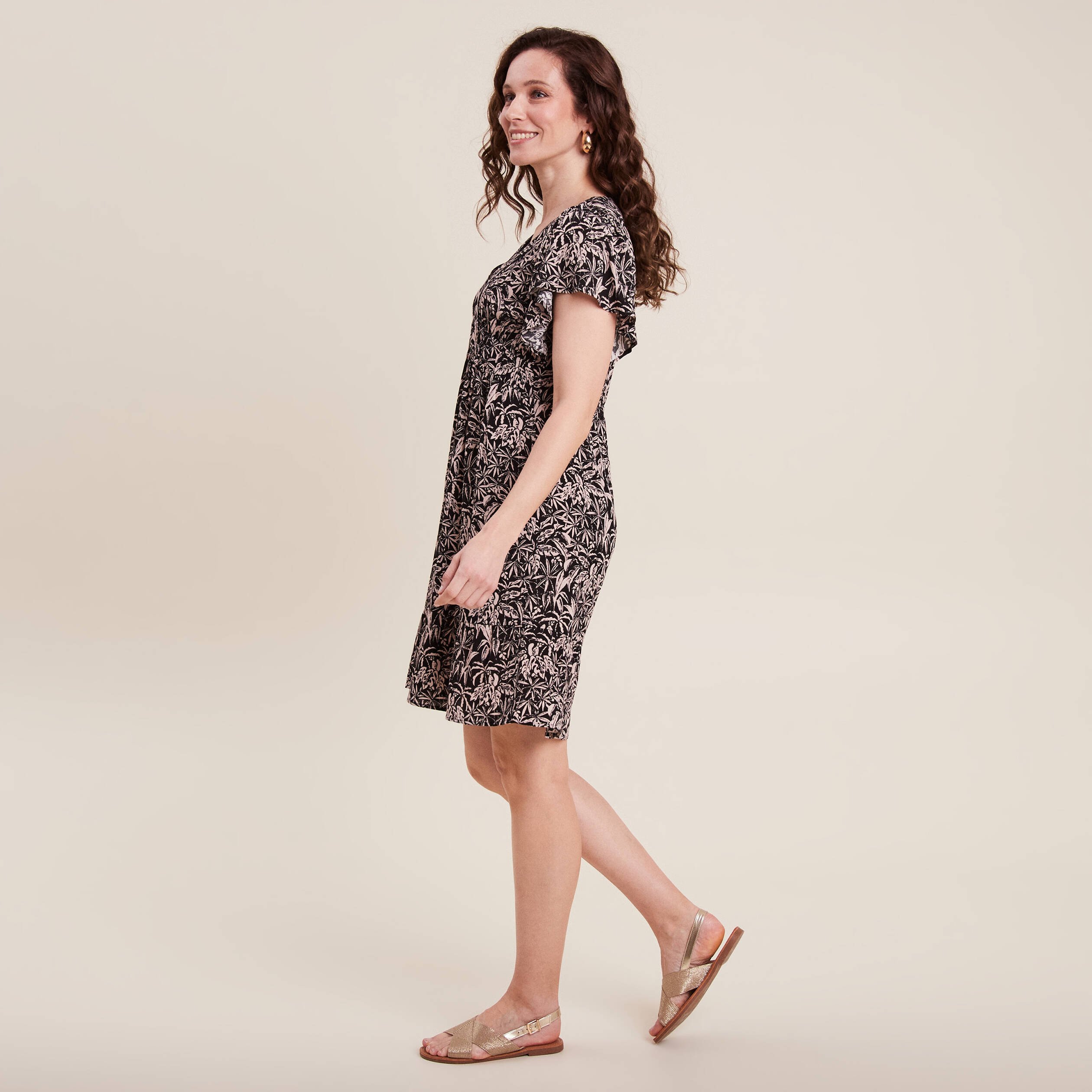 Robe évasée manches courtes noir femme