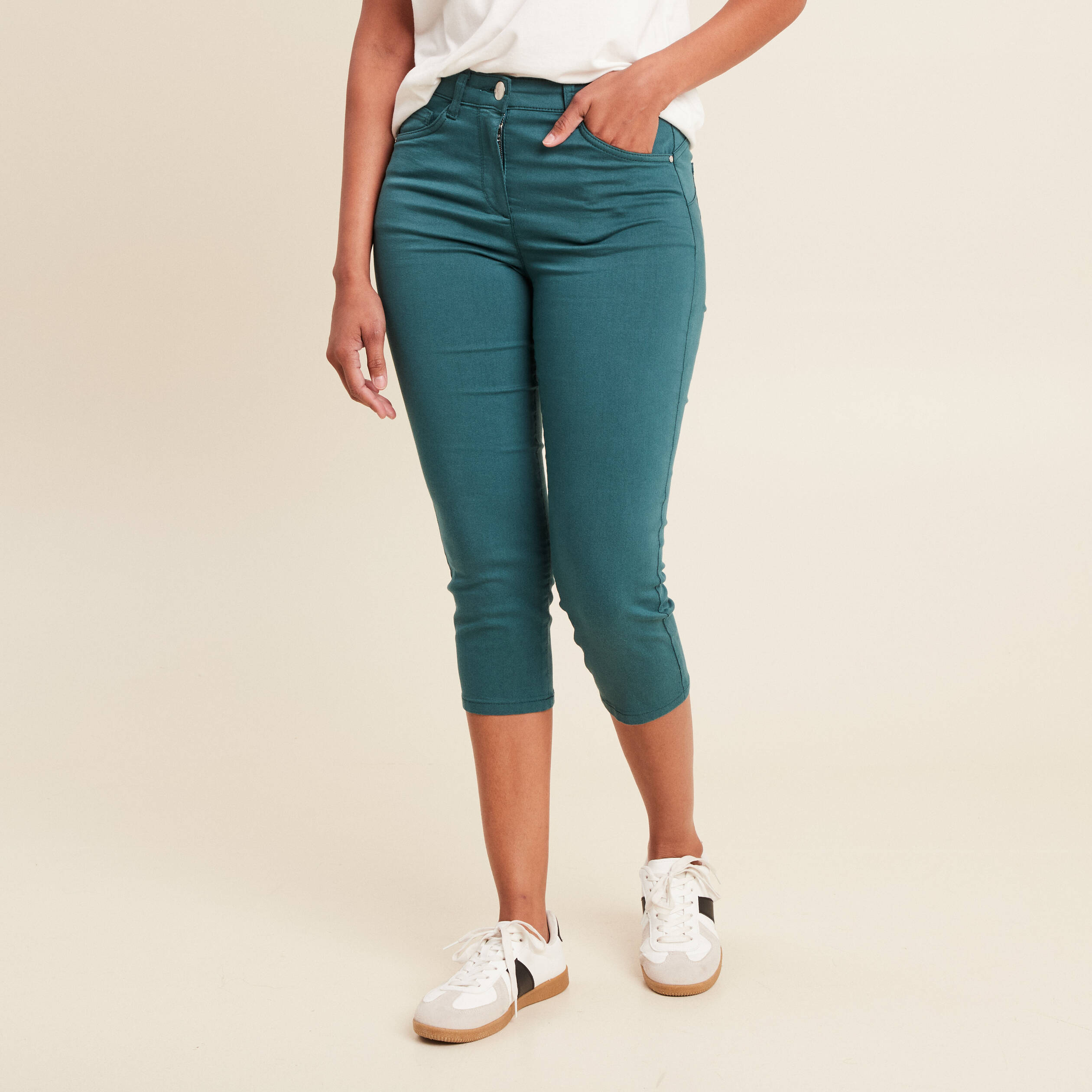 Pantacourt droit taille standard vert femme