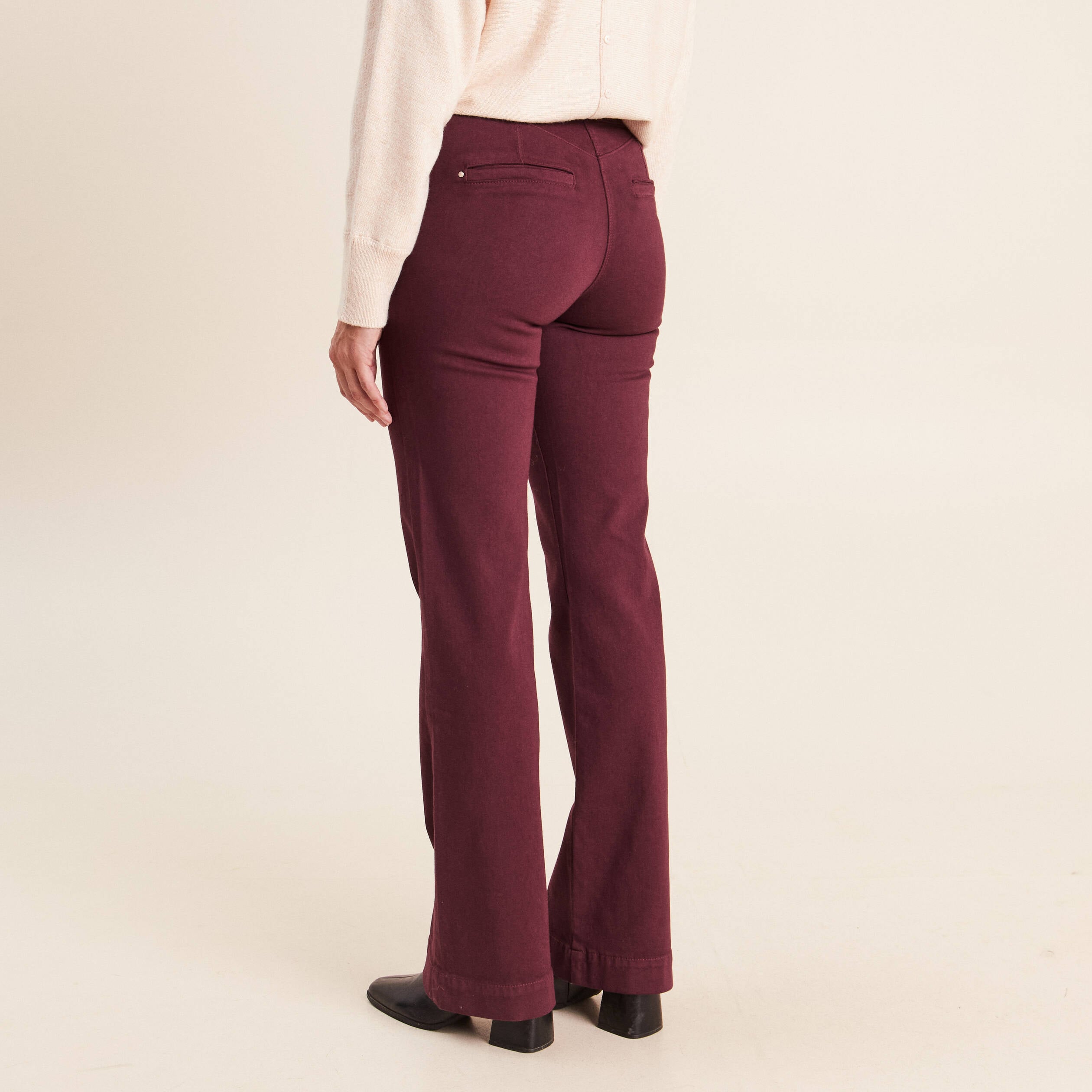 Pantalon coupe bootcut &agrave; pont prune femme