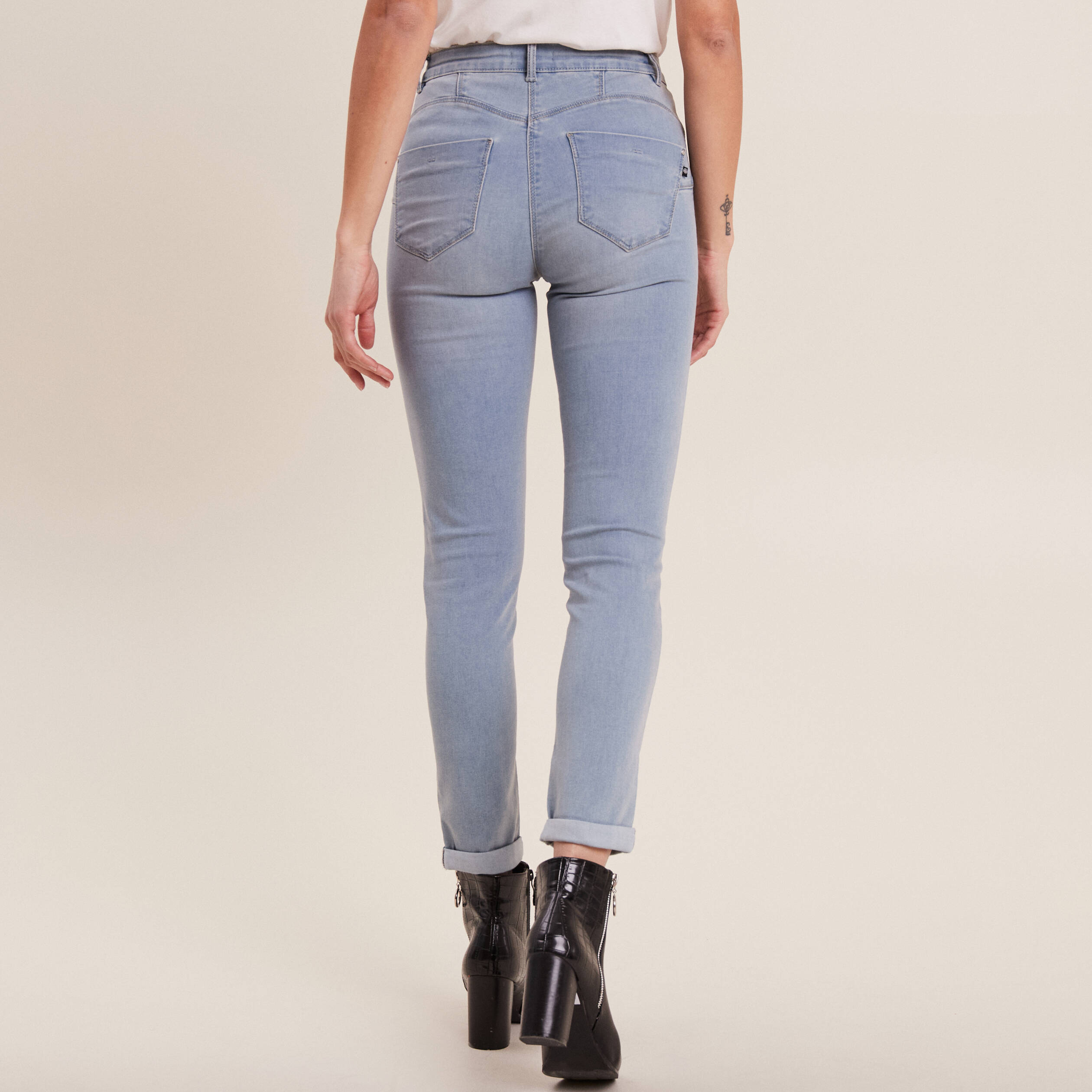 jeans ajuste taille standard 78eme denim baby bleu femme Jeans ajusté taille standard 7/8ème denim baby bleu femme
