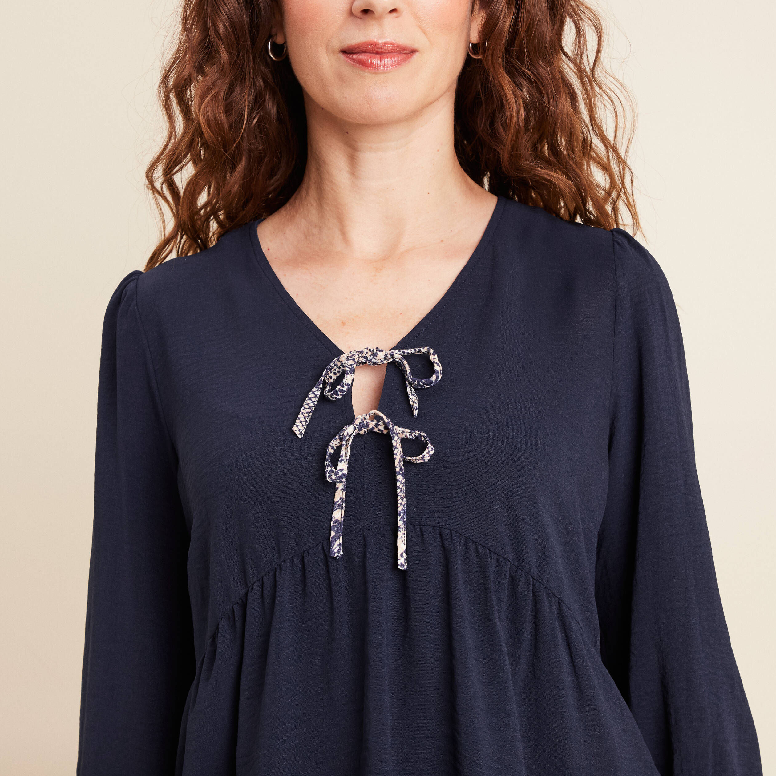 Blouse brodée manches longues coton bleu marine femme grande taille | La Halle