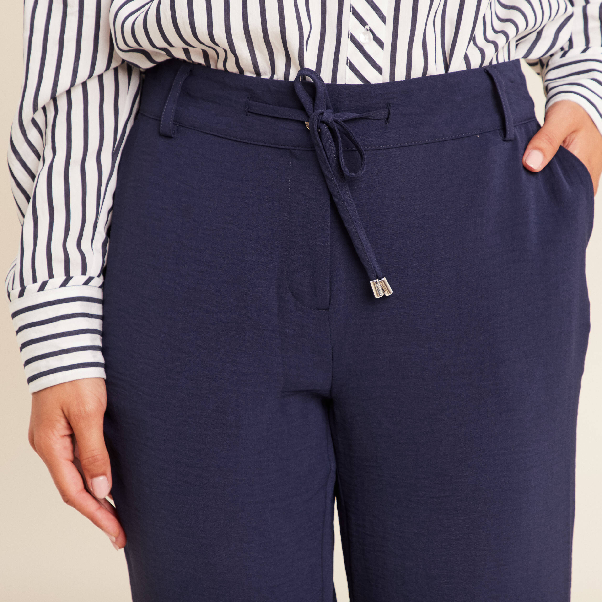 pantalon large taille standard bleu fonce femme Pantalon large taille standard bleu foncé femme
