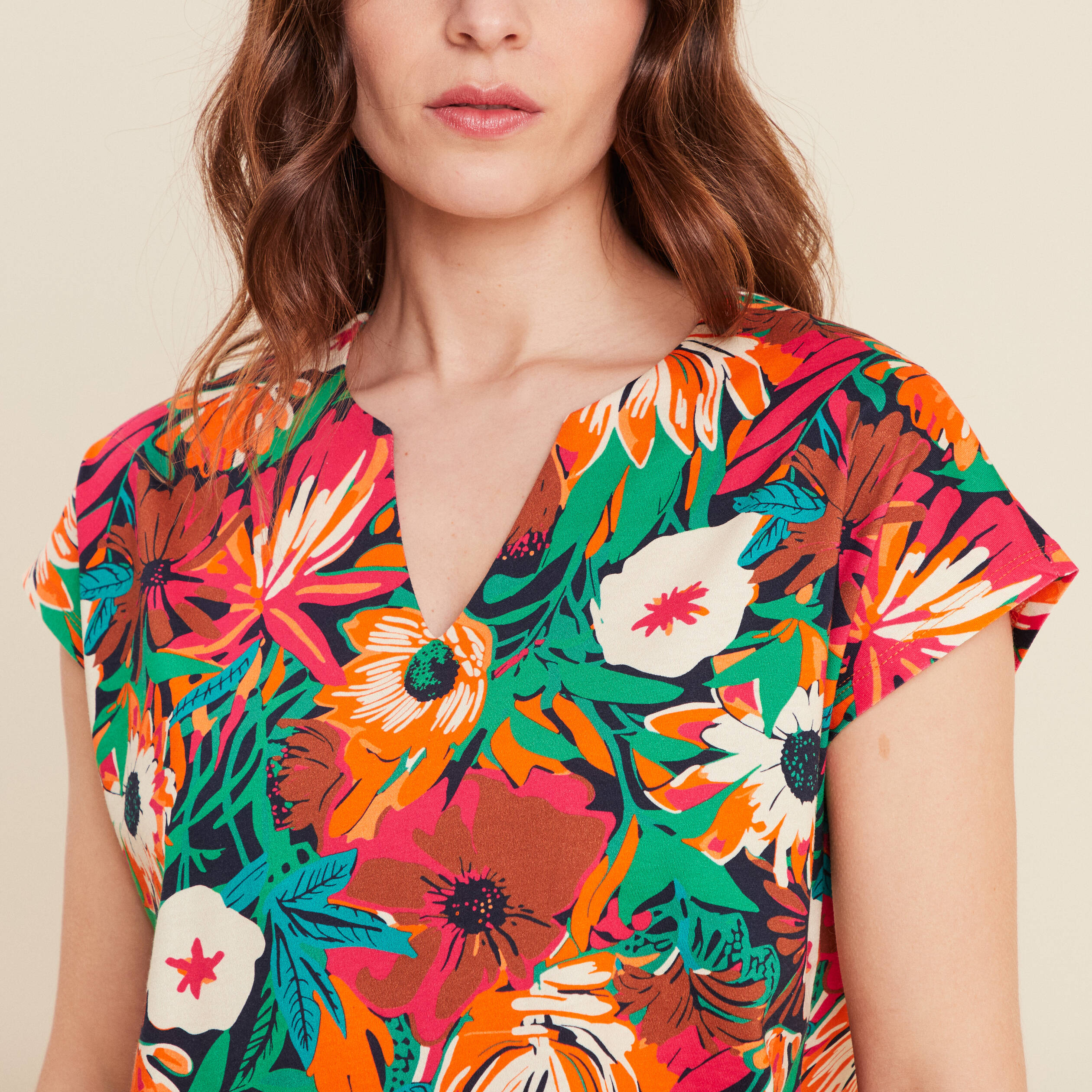 top droit col tunisien bleu fonce femme Top droit col tunisien bleu foncé femme