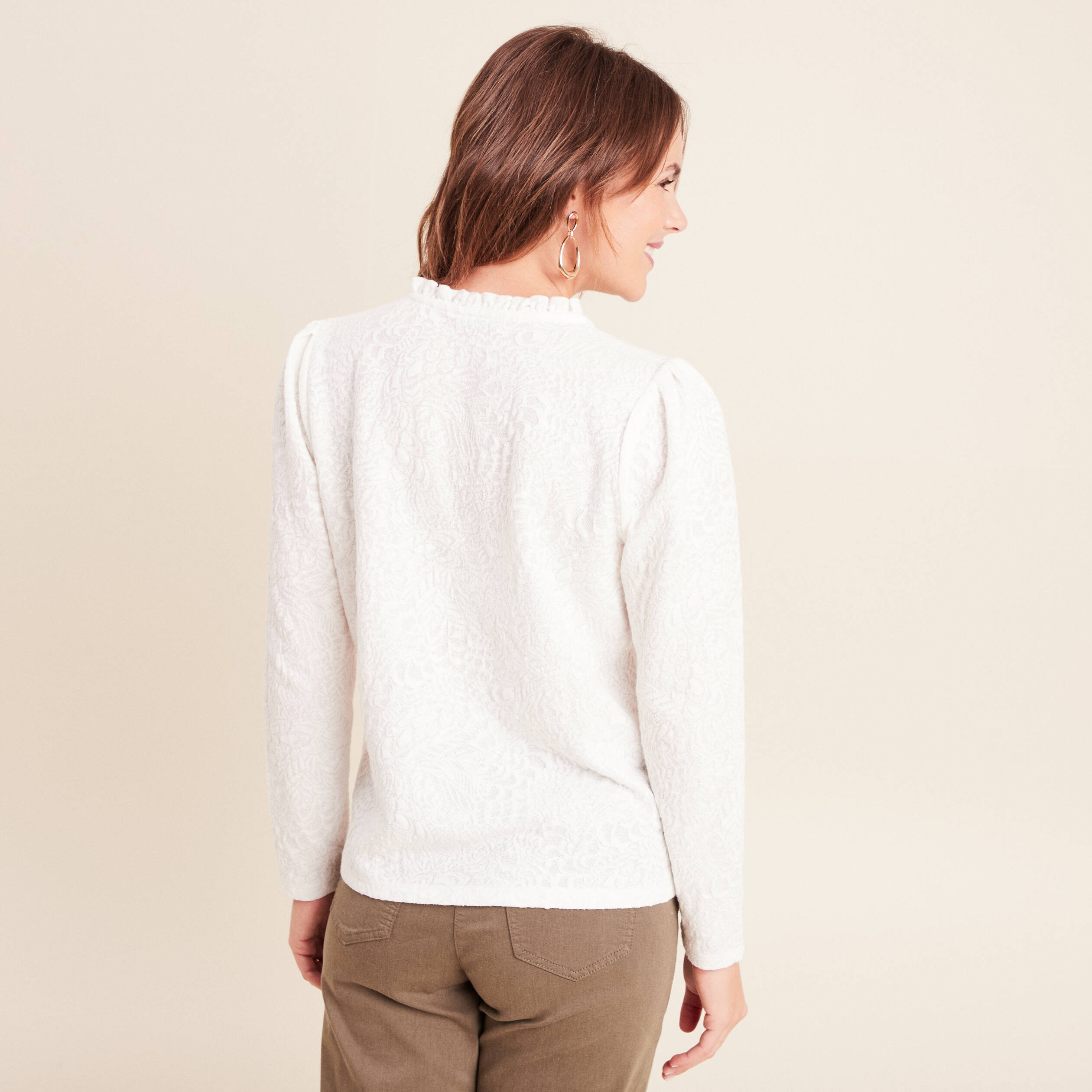 Blouse col rond nou&eacute; manches longues ecru femme