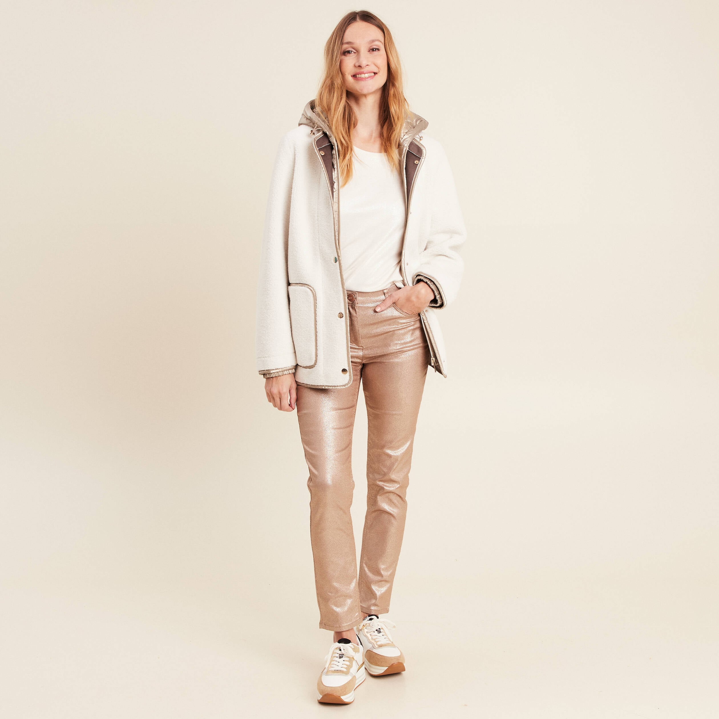 Manteau effet laine mouton &agrave; capuche ecru femme