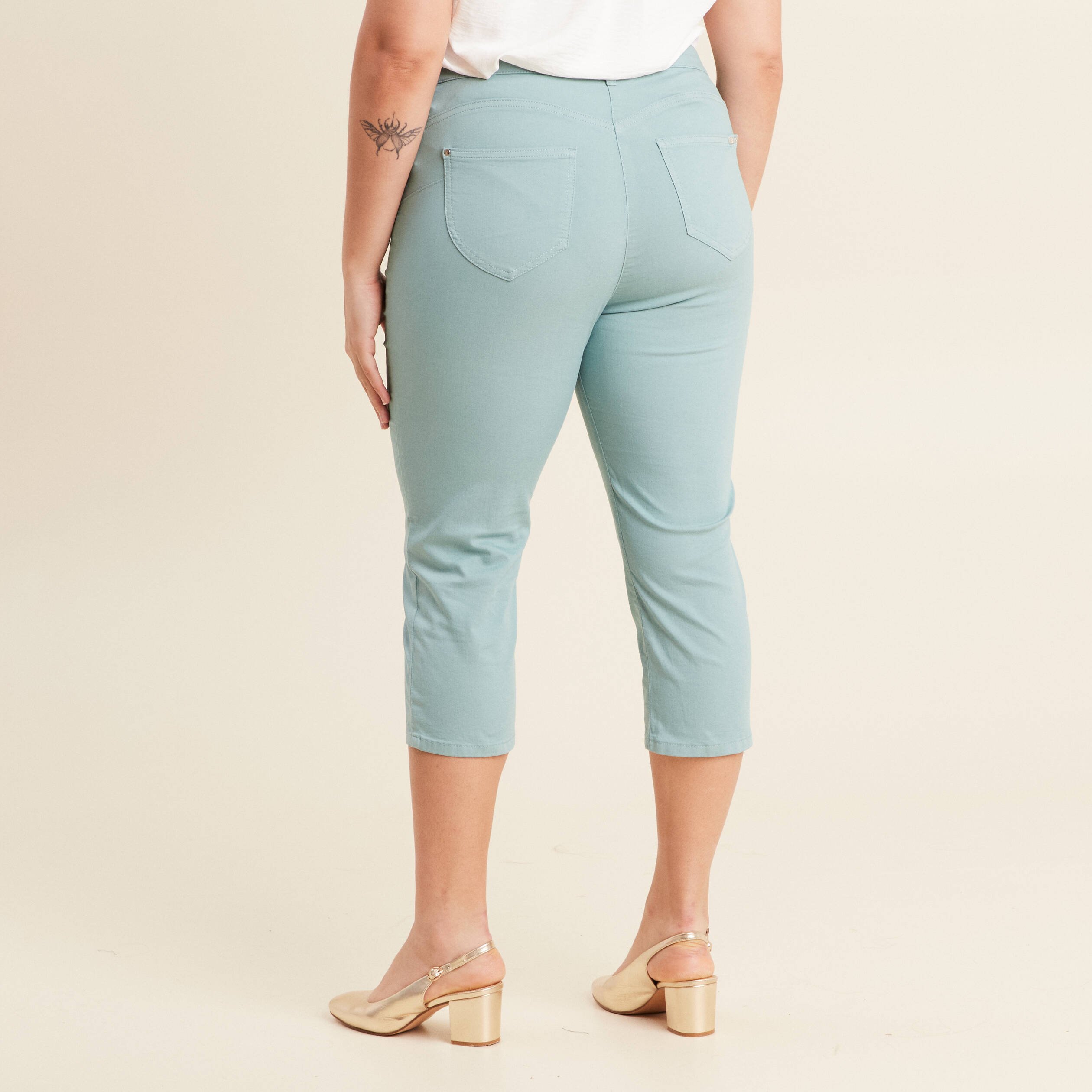 pantacourt droit taille standard bleu canard femme Pantacourt droit taille standard bleu canard femme