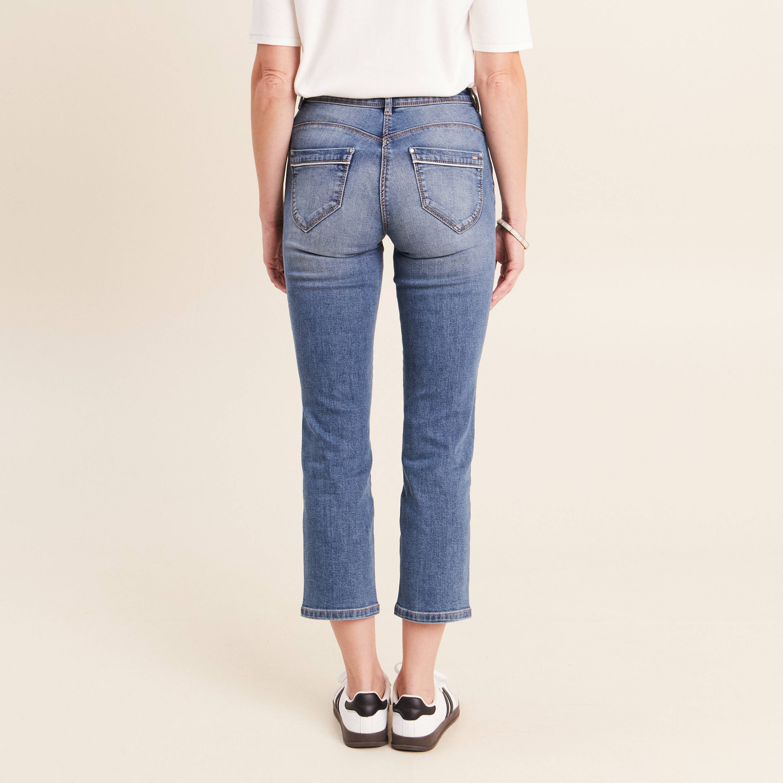 Jean coupe droite 7/8&egrave;me denim stone femme
