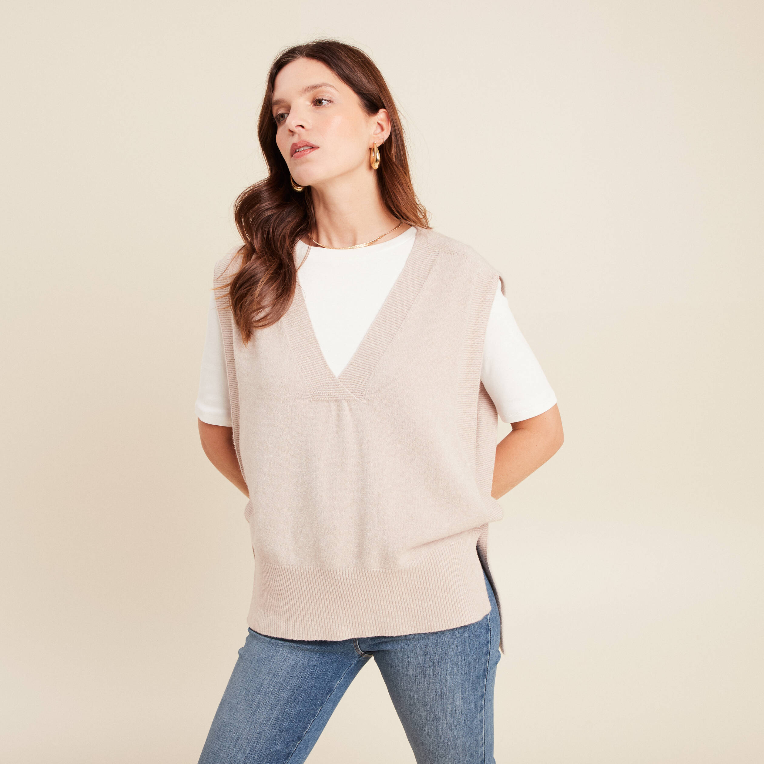 Pull sans manches creme femme