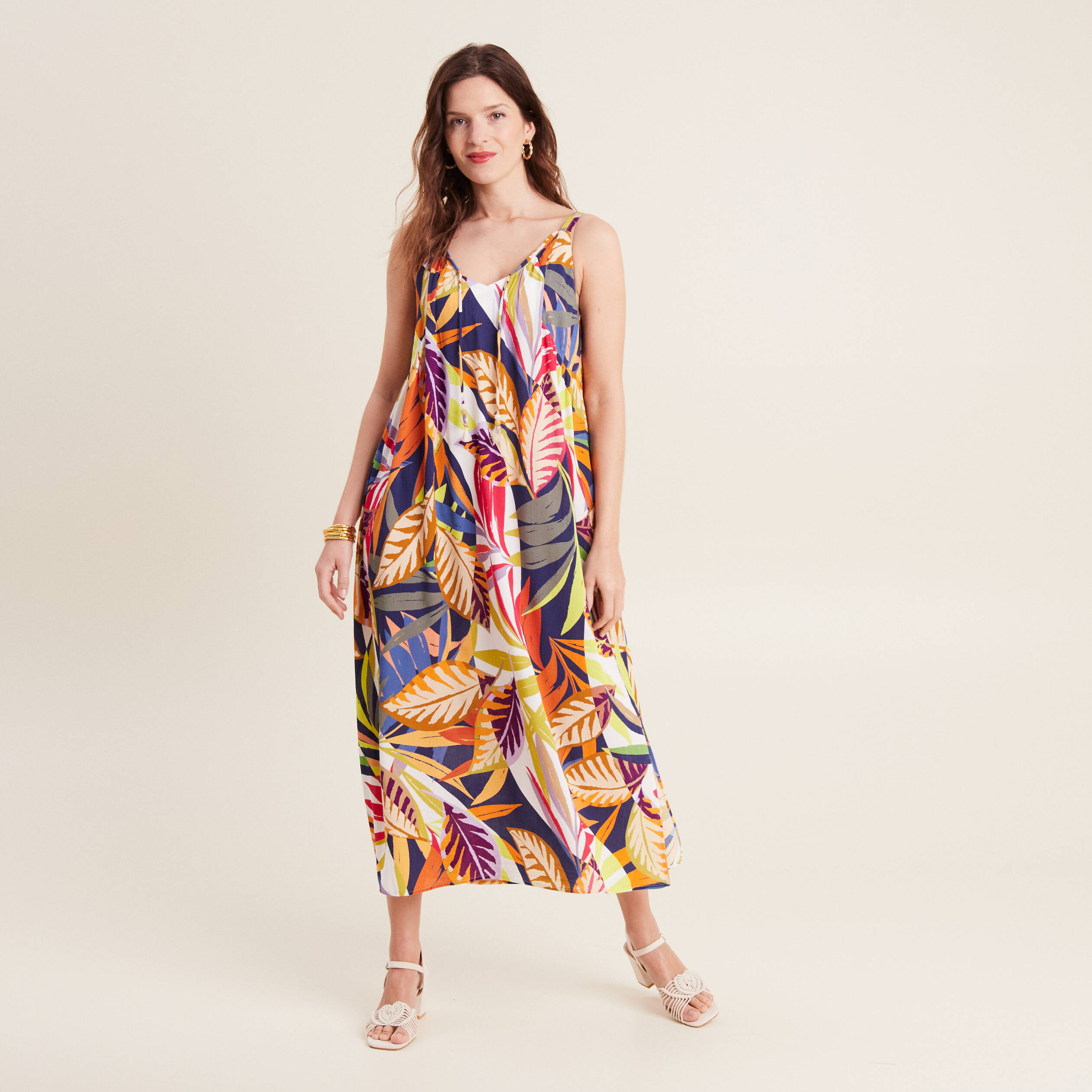 robe longue evasee fluide multicolore femme Robe longue évasée fluide multicolore femme