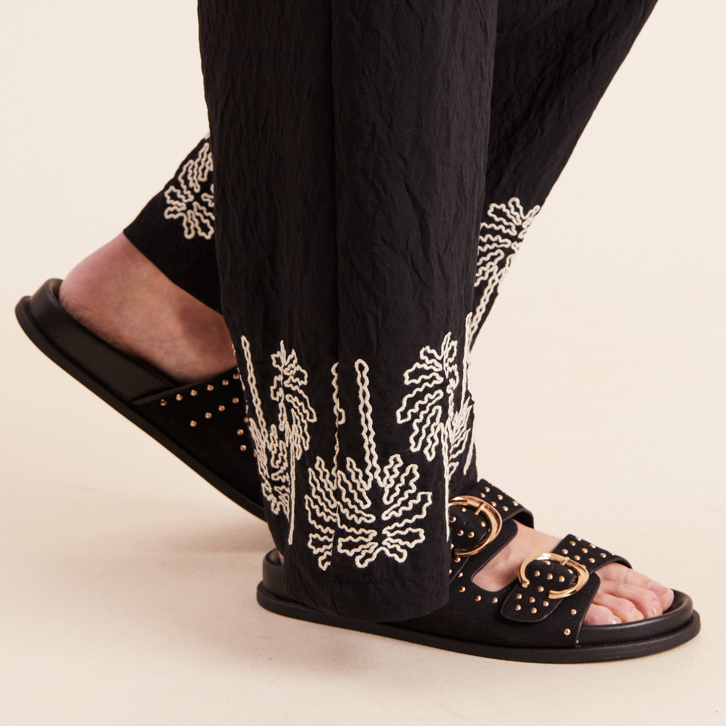 Pantalon large 7/8&egrave;me taille haute noir femme