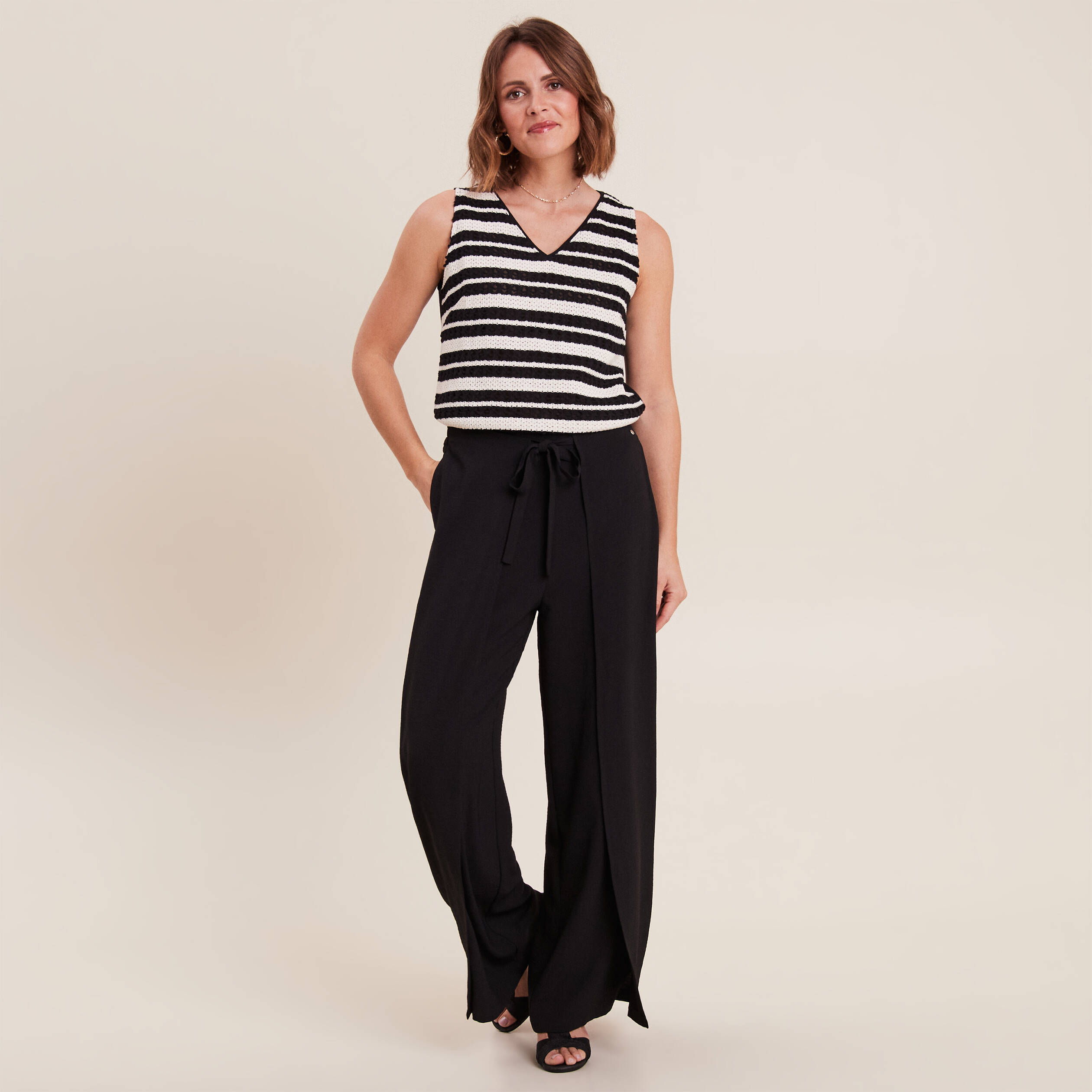debardeur sans manches crochet noir femme Débardeur sans manches crochet noir femme
