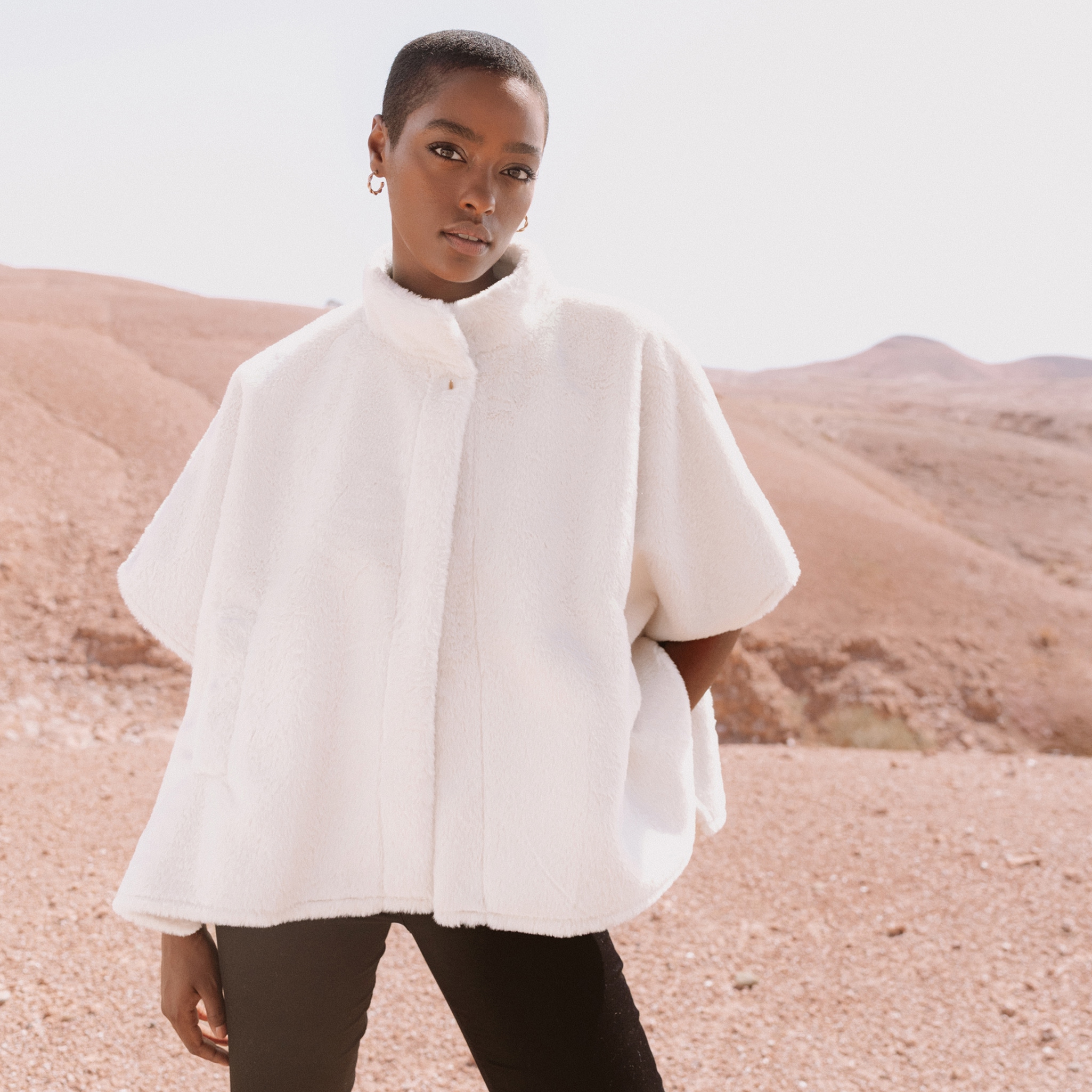 Poncho cape fausse fourrure ecru femme Vibs