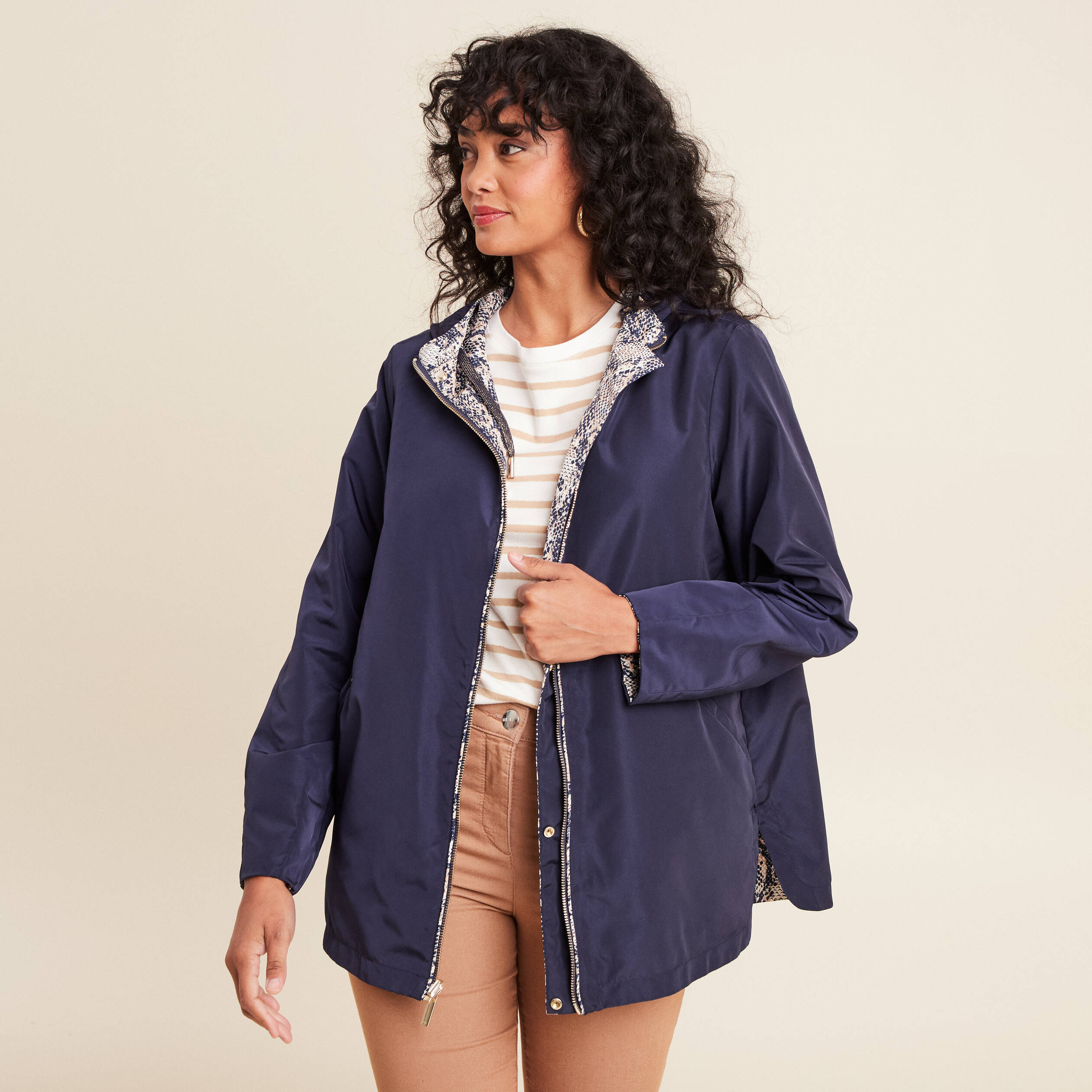 parka cintree reversible a capuche beige femme parka cintrée réversible à capuche beige femme