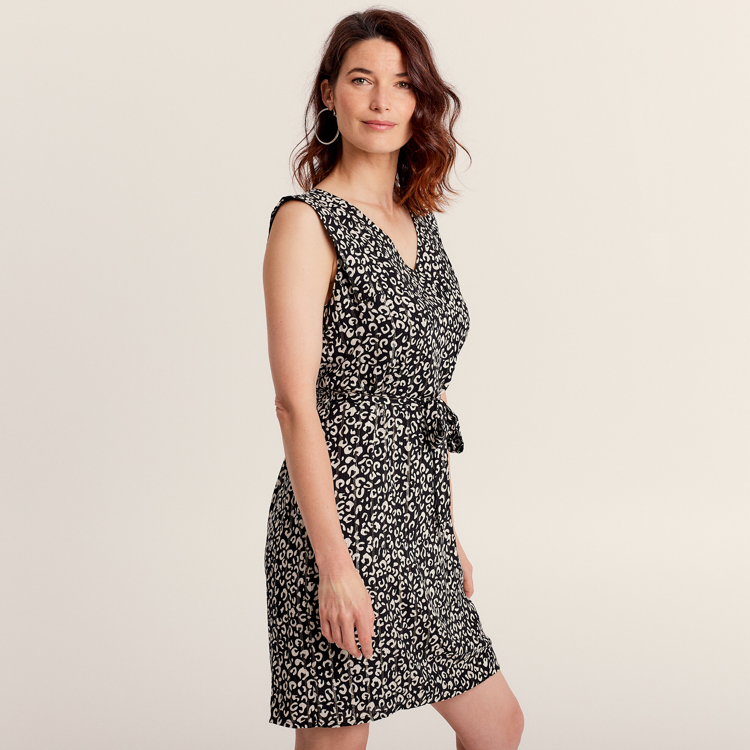 robe droite ceinturee noir femme Robe droite ceinturée noir femme