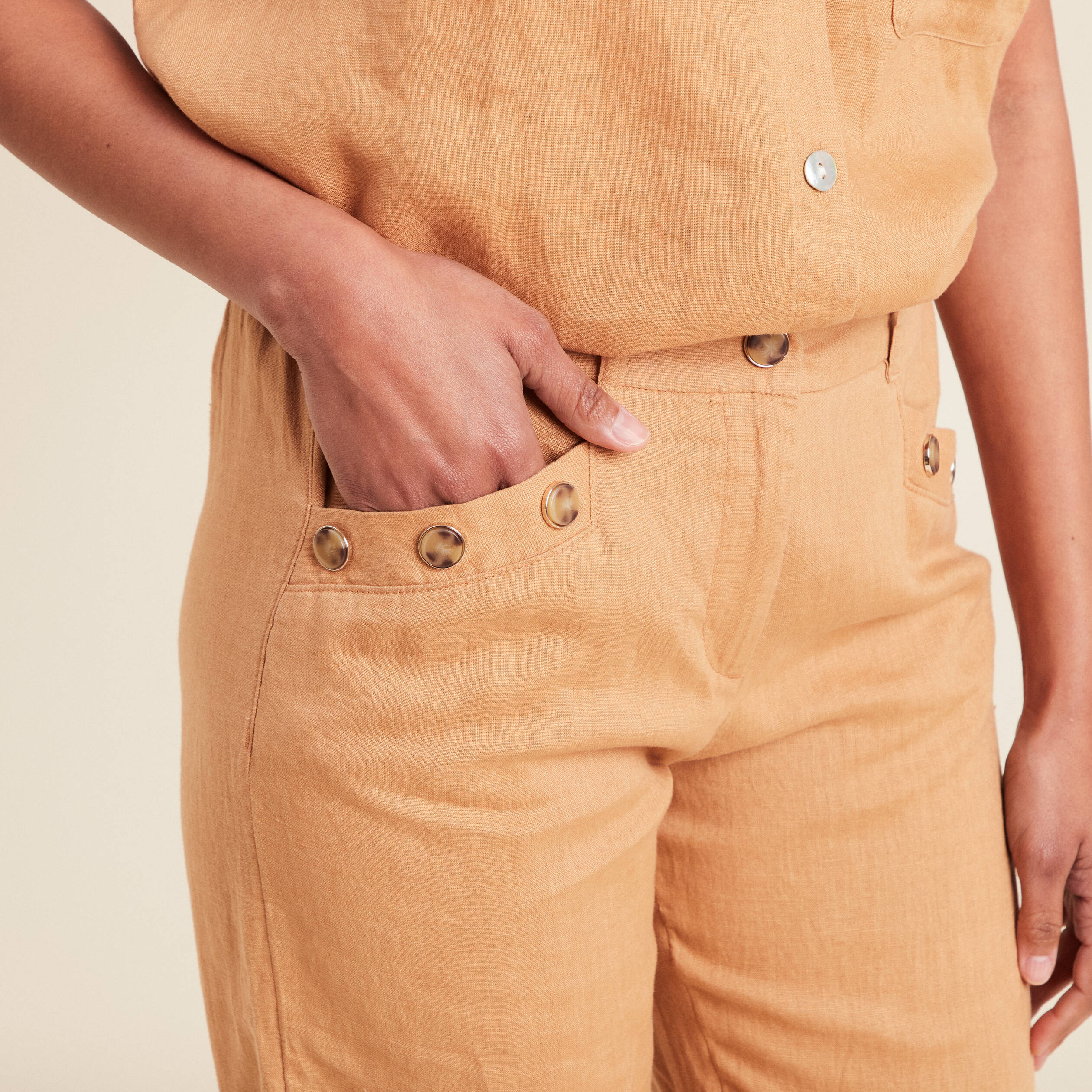 Pantalon coupe large fluide taille haute beige femme