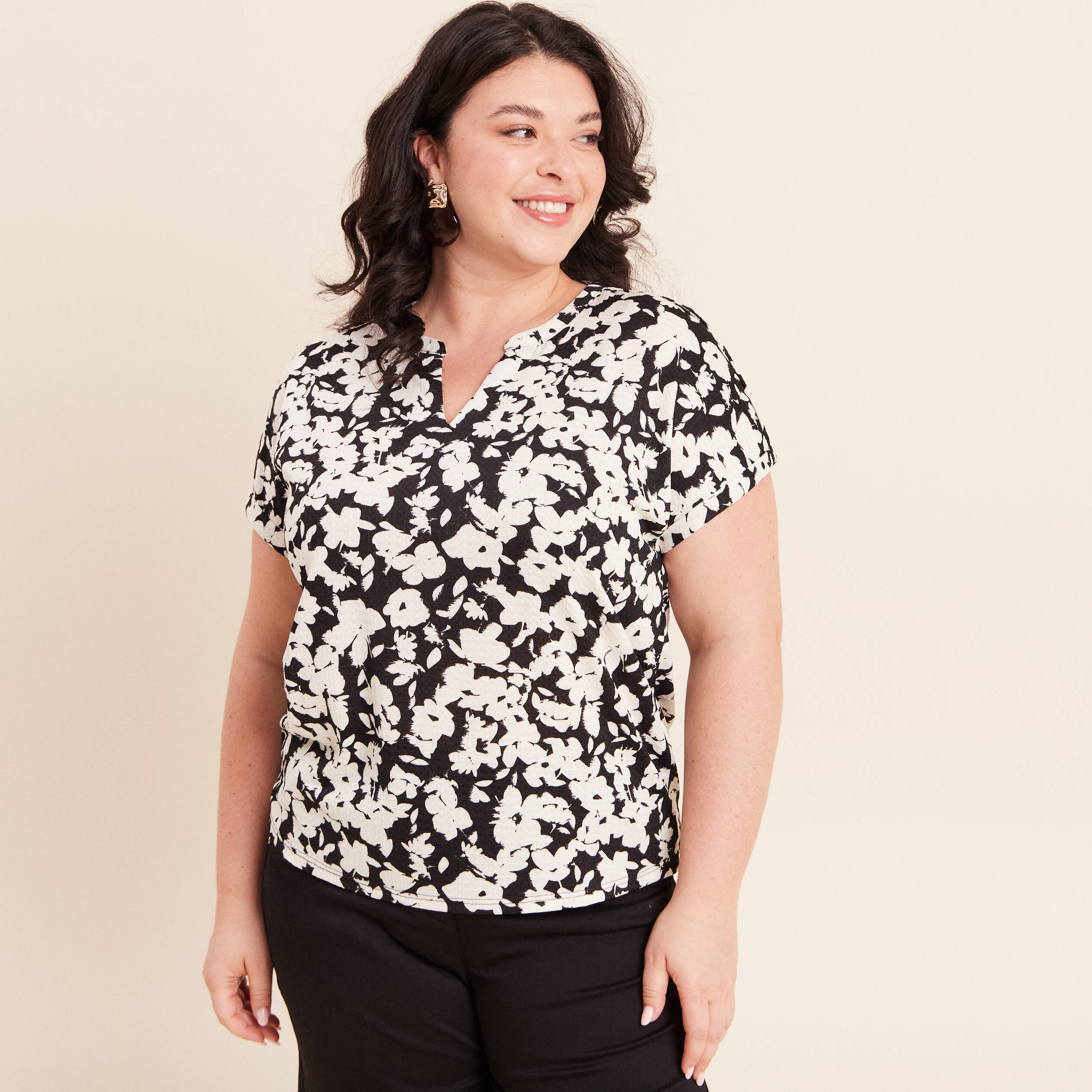 T-shirt manches courtes noir femme