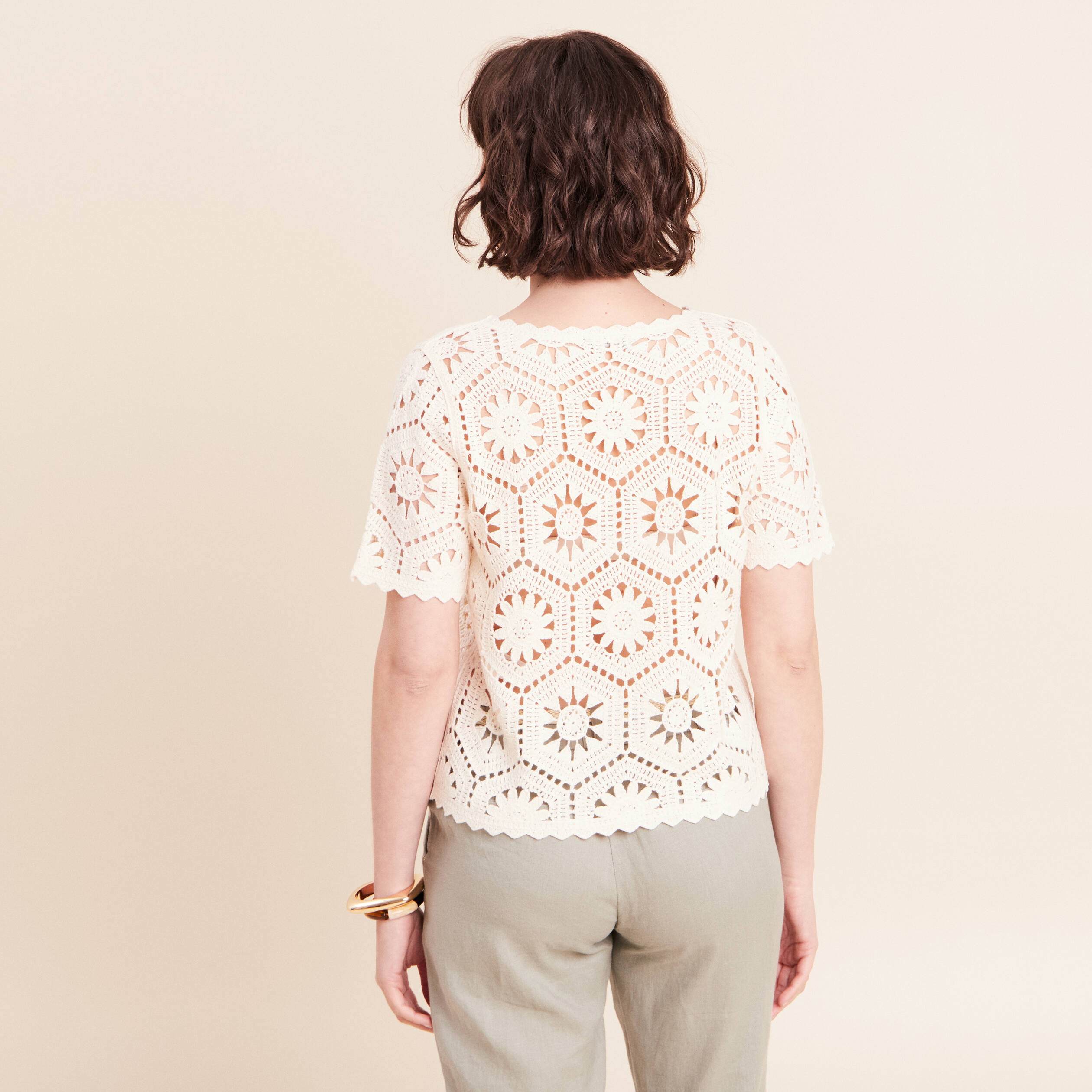 Pull col rond manches courtes dentelle ecru femme