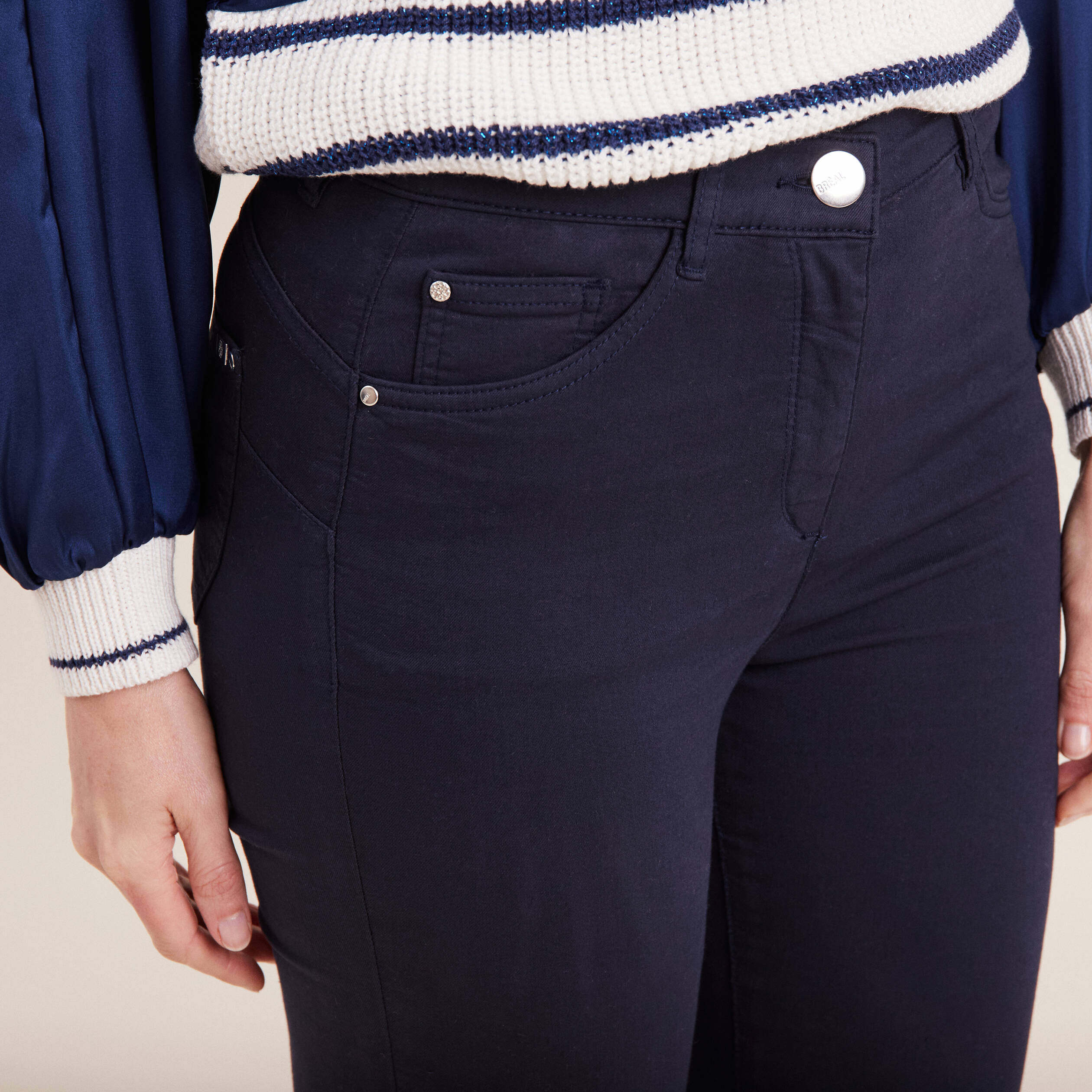 Pantalon magique Le L&eacute;ger coupe ajust&eacute;e bleu marine femme