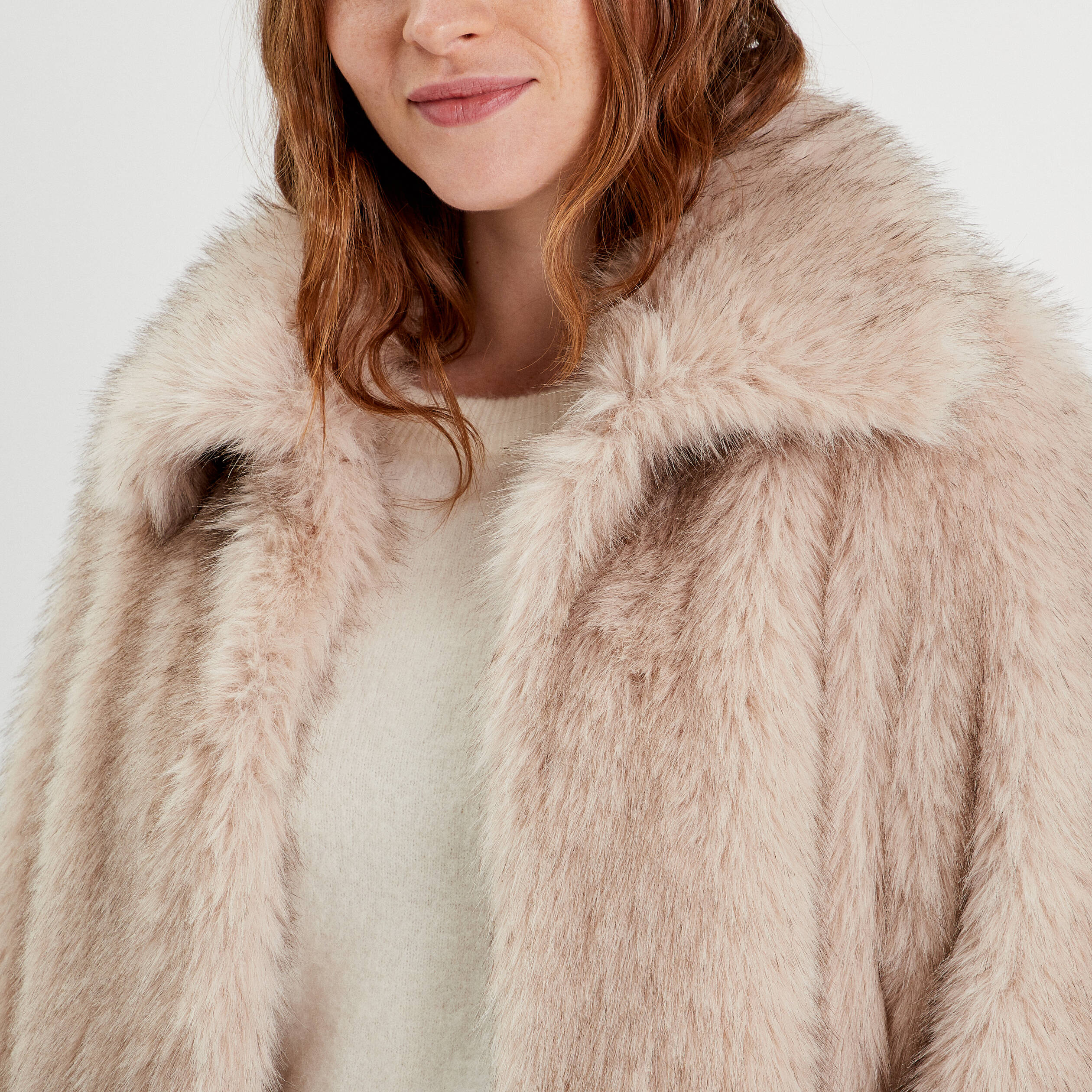 Manteau fausse fourrure sable femme