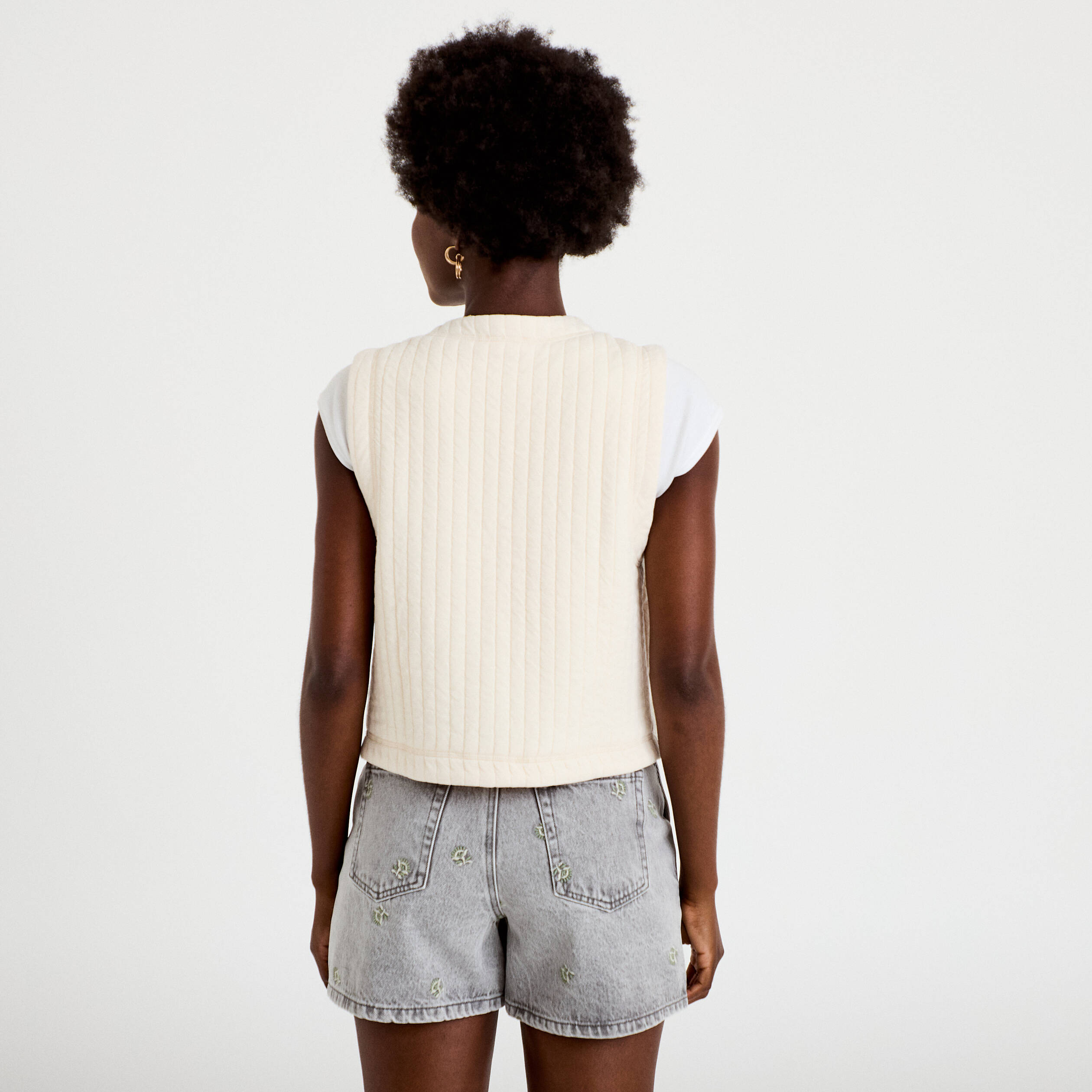 Gilet droit sans manches col rond ecru femme