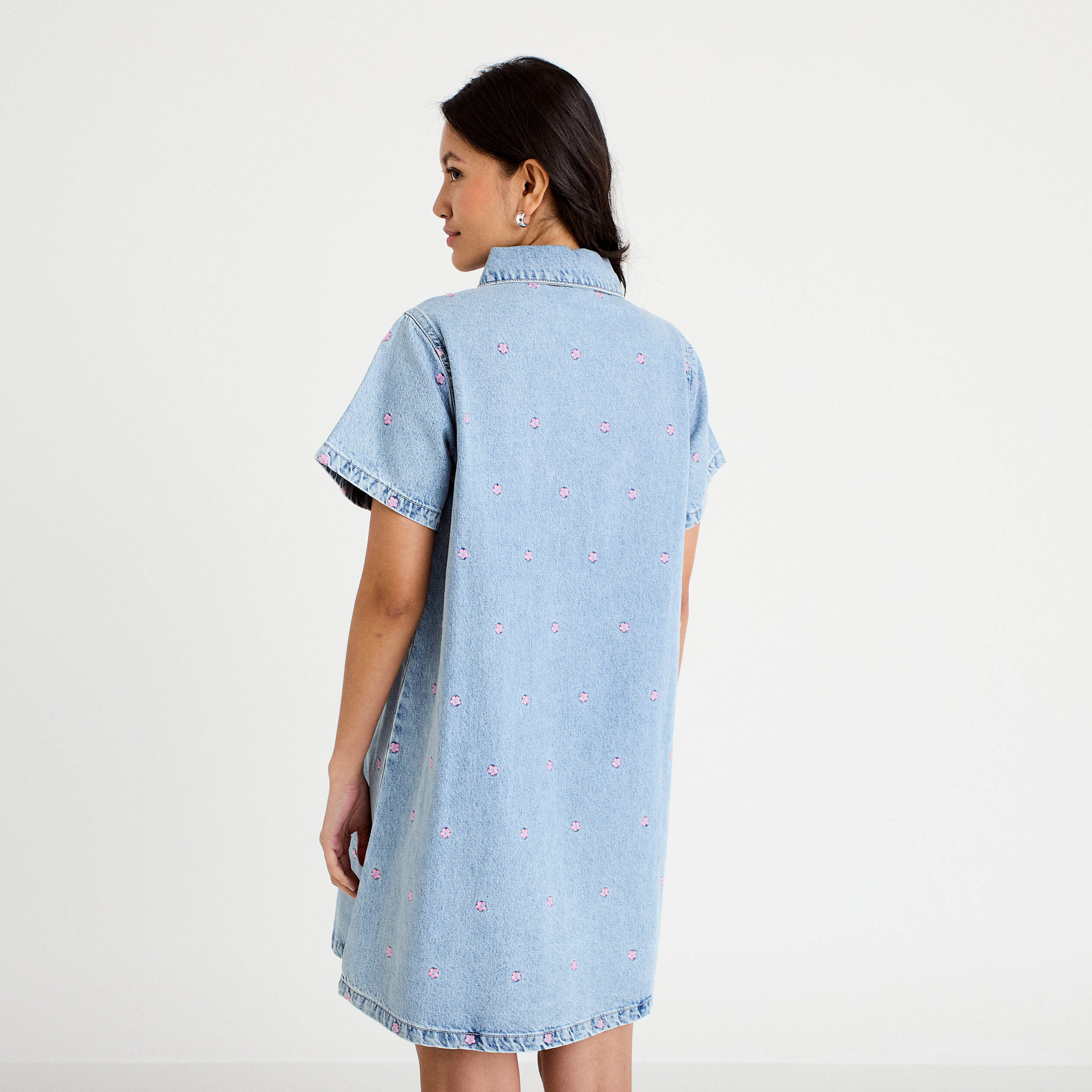 Robe en jean brod&eacute;e bleu fonc&eacute; femme